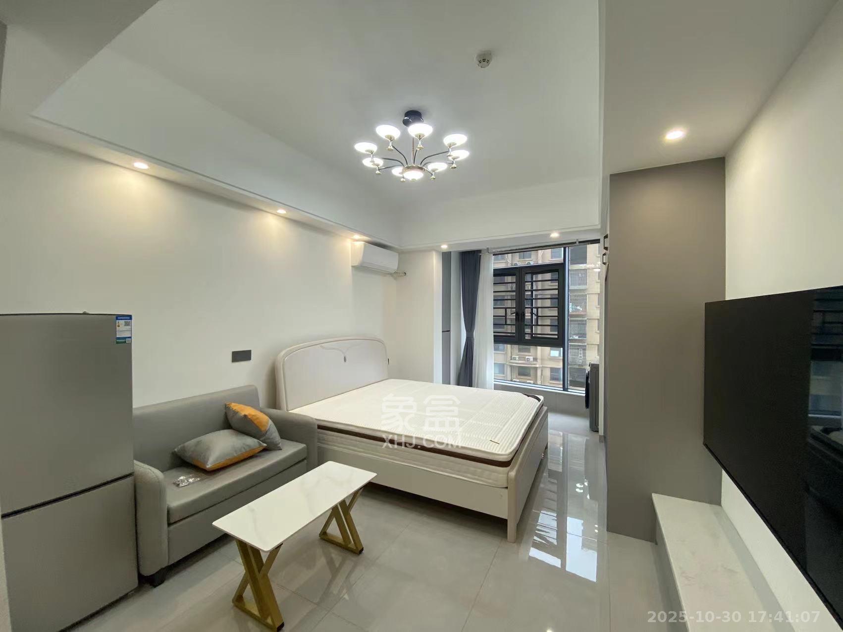 嘉雨兴园  1室0厅0卫    1600.0元/月 嘉雨兴园  1室0厅0卫    1600.0元/月室内图1