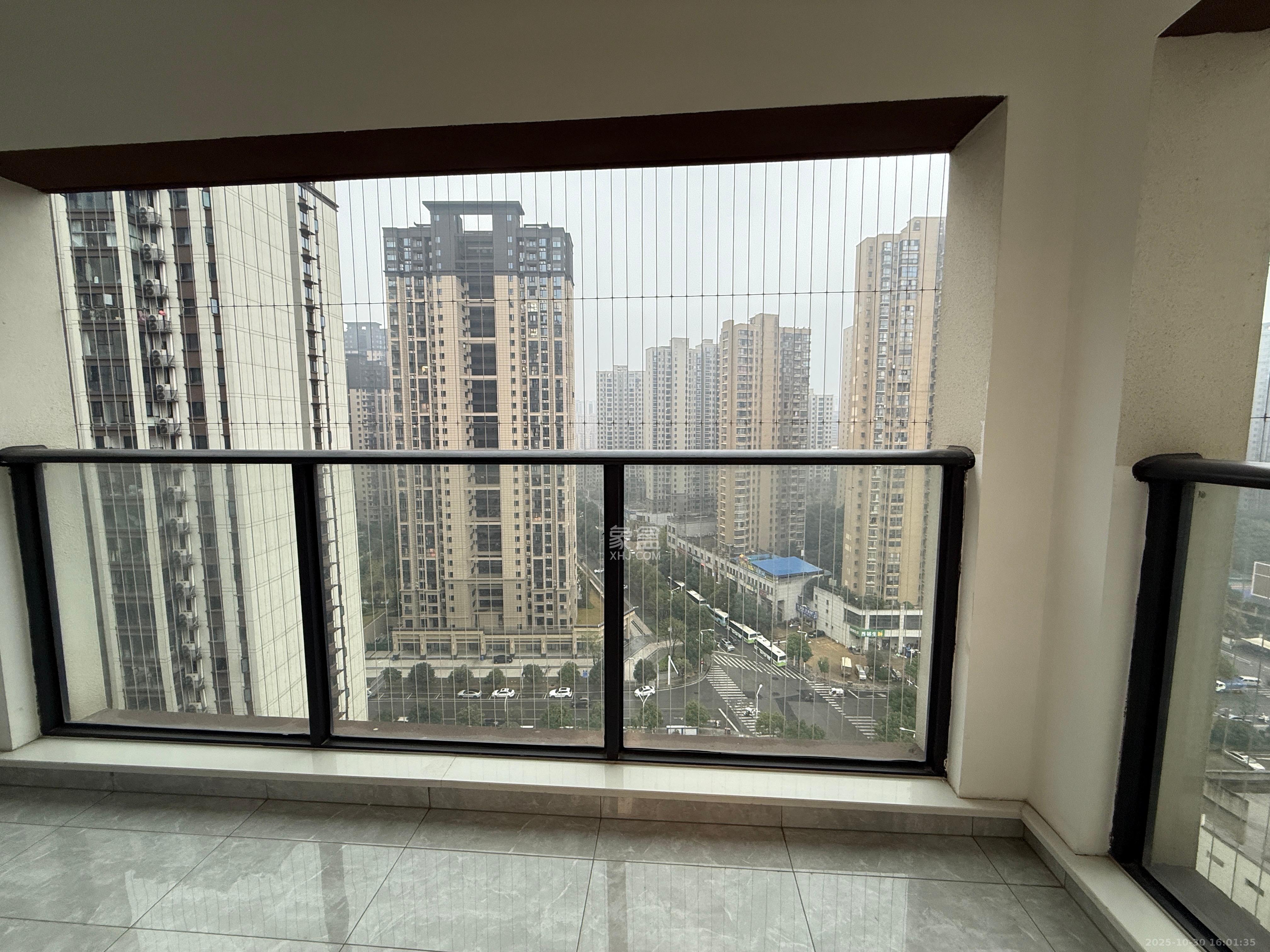 金富湘江悦城  4室2厅1卫    3100.0元/月 金富湘江悦城  4室2厅1卫    3100.0元/月室内图