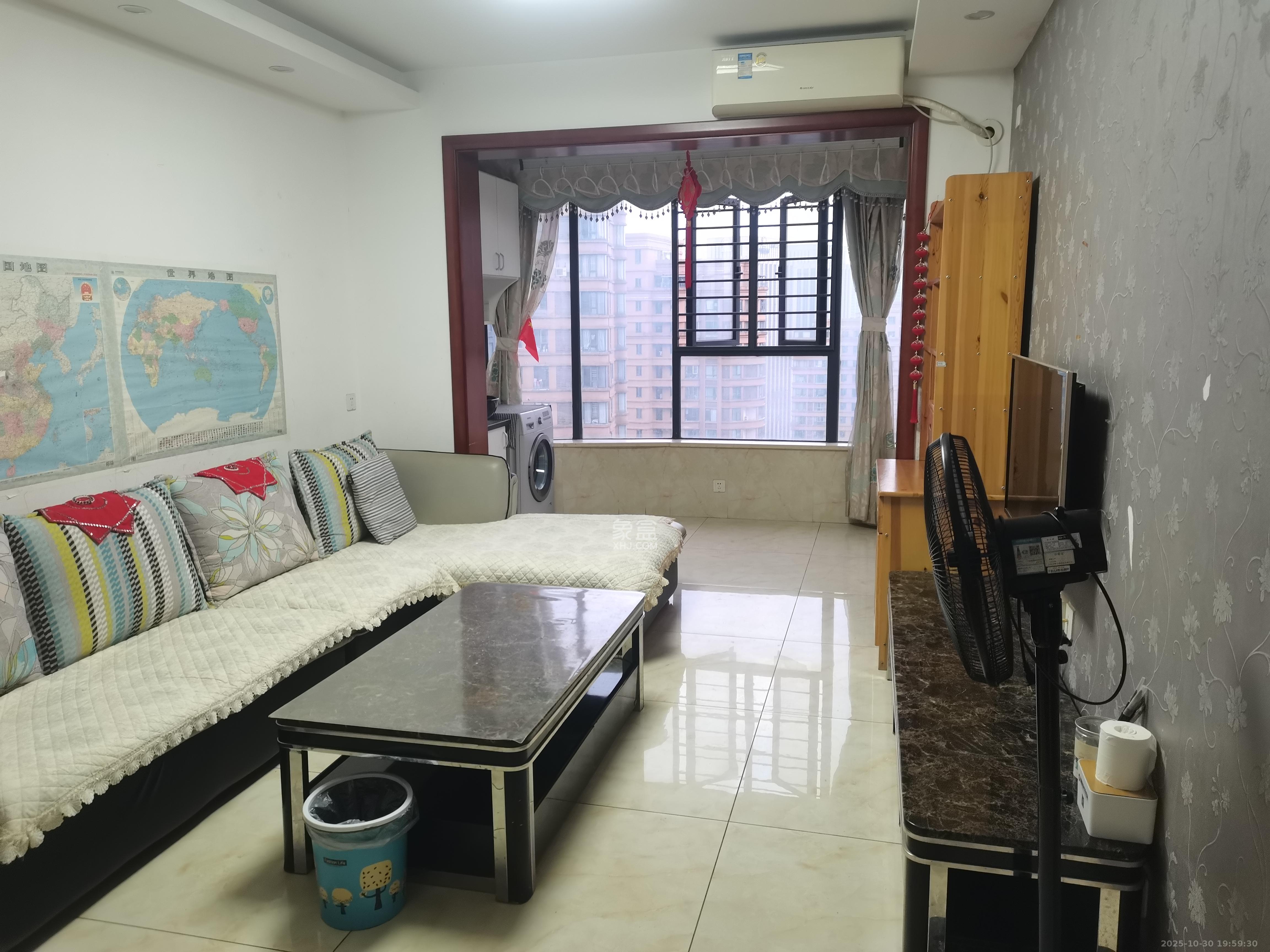 五矿万境水岸一期（万境水岸嘉苑）  1室2厅1卫    2200.0元/月