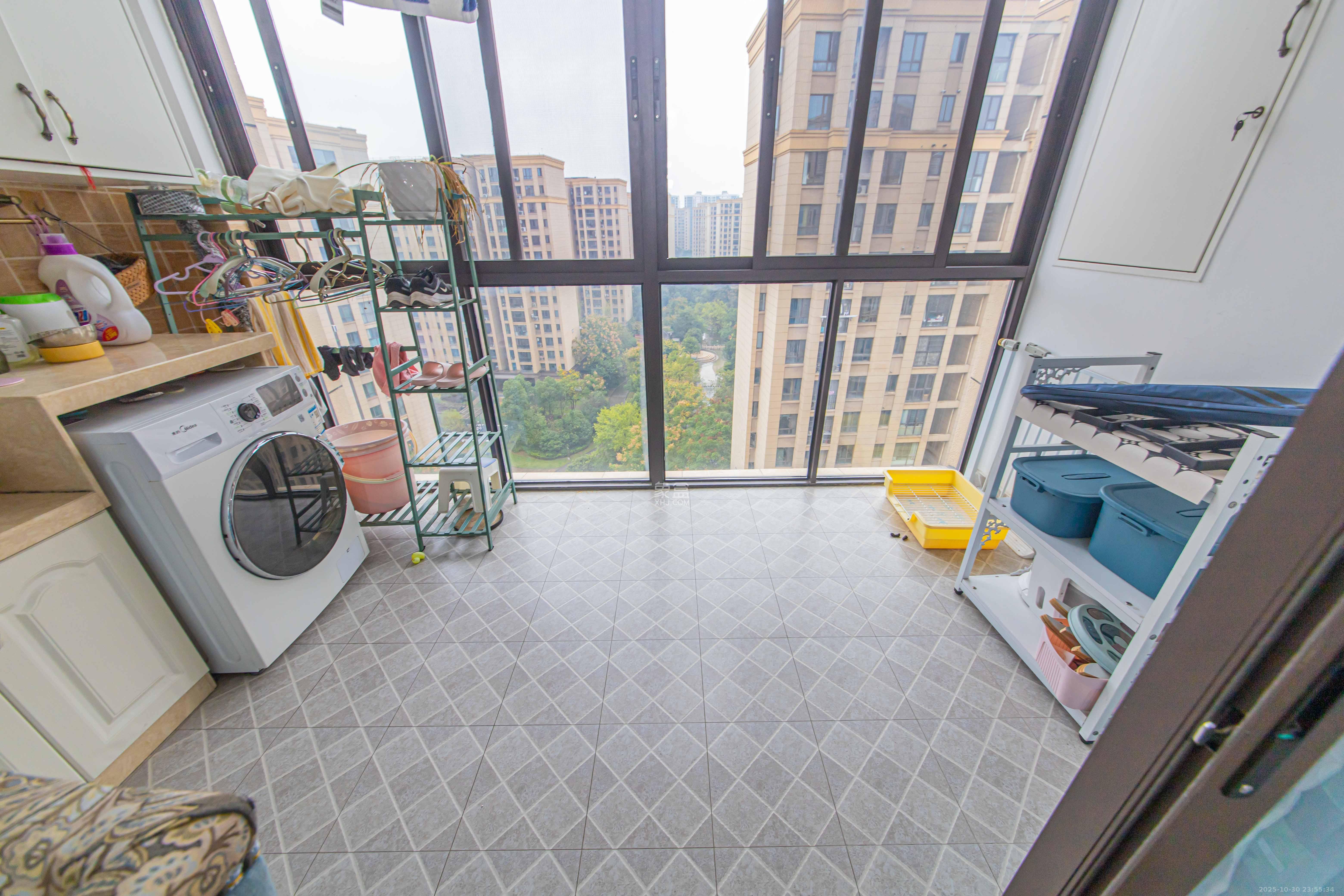 鑫远悦城(鑫远悦时代)  3室2厅1卫    98.0万 鑫远悦城(鑫远悦时代)  3室2厅1卫    98.0万阳台