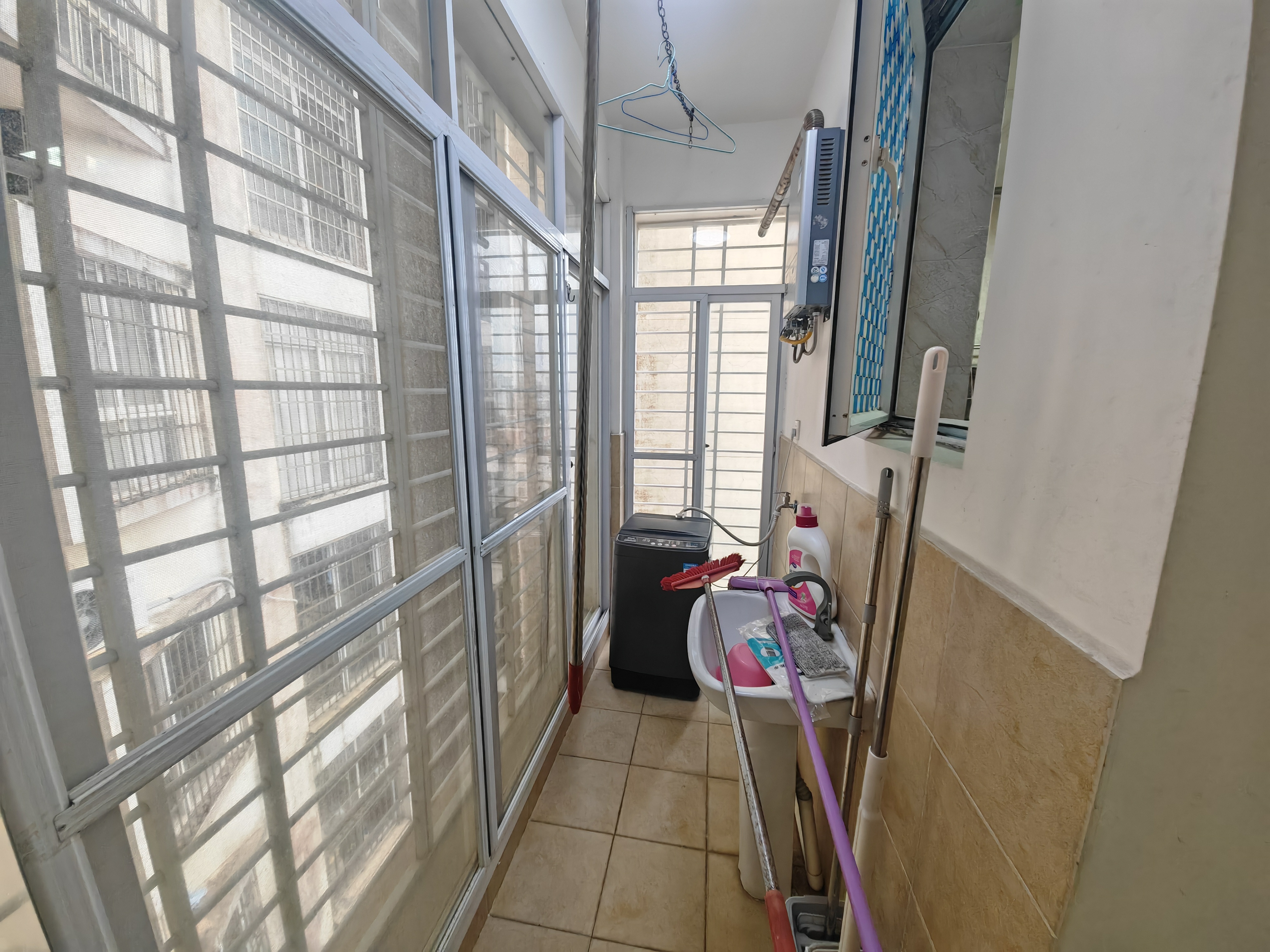 宝泰温泉花园  2室1厅1卫    2400.0元/月室内图