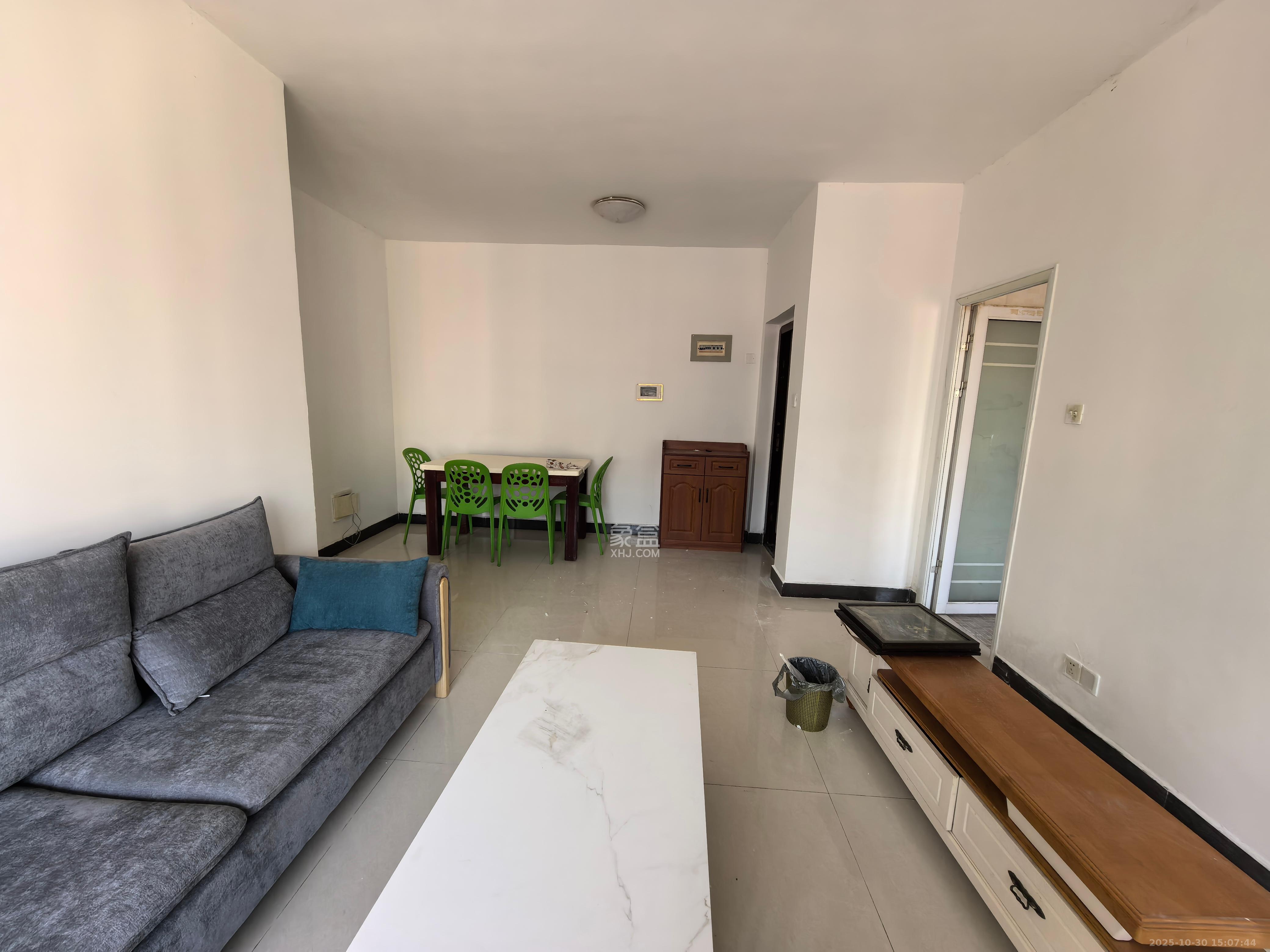 中信文化广场（中信新城二期）  3室2厅1卫    1700.0元/月