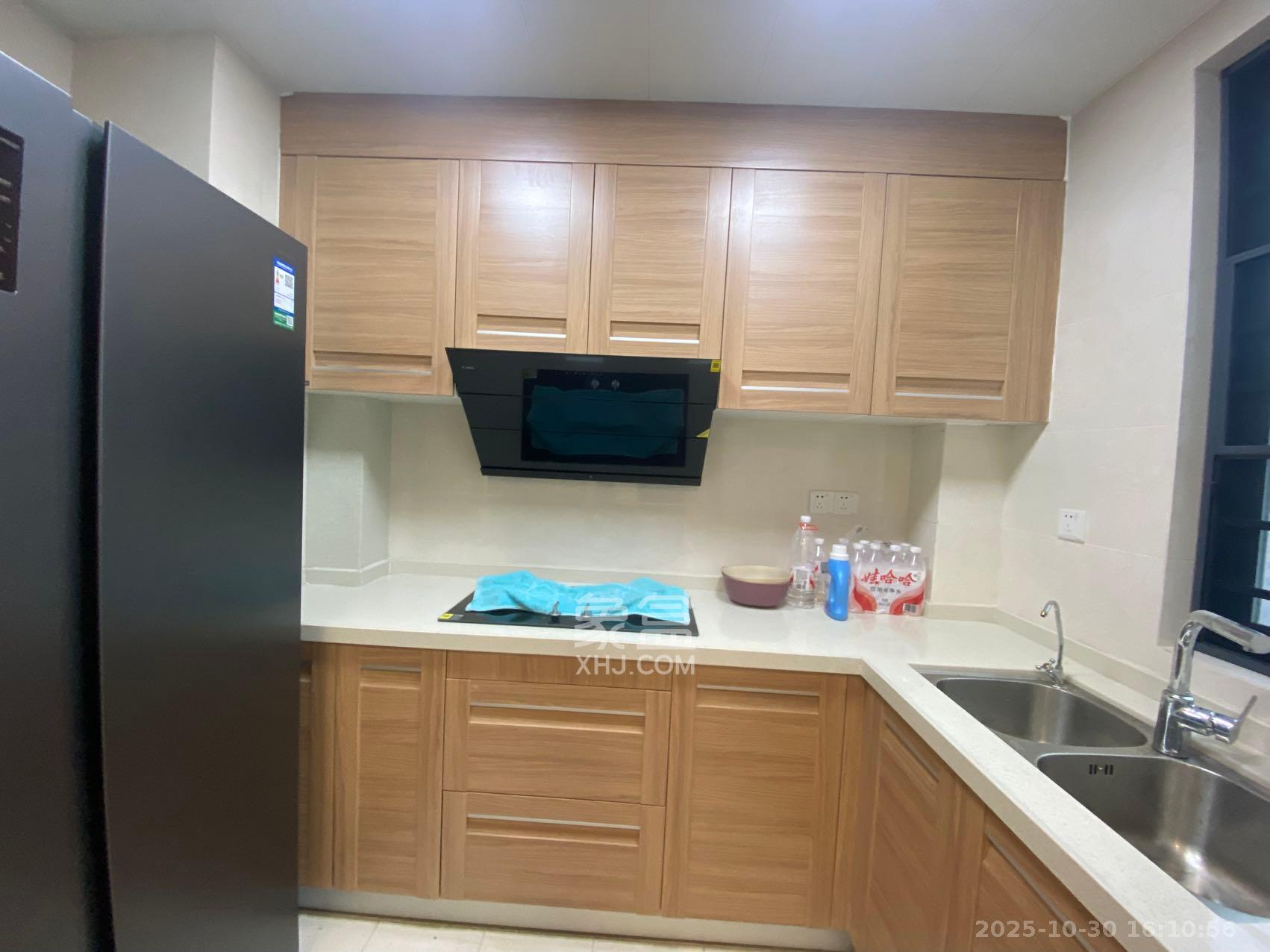 中建嘉和城凤凰台（中建瑞兴家园）  4室2厅2卫    2700.0元/月室内图