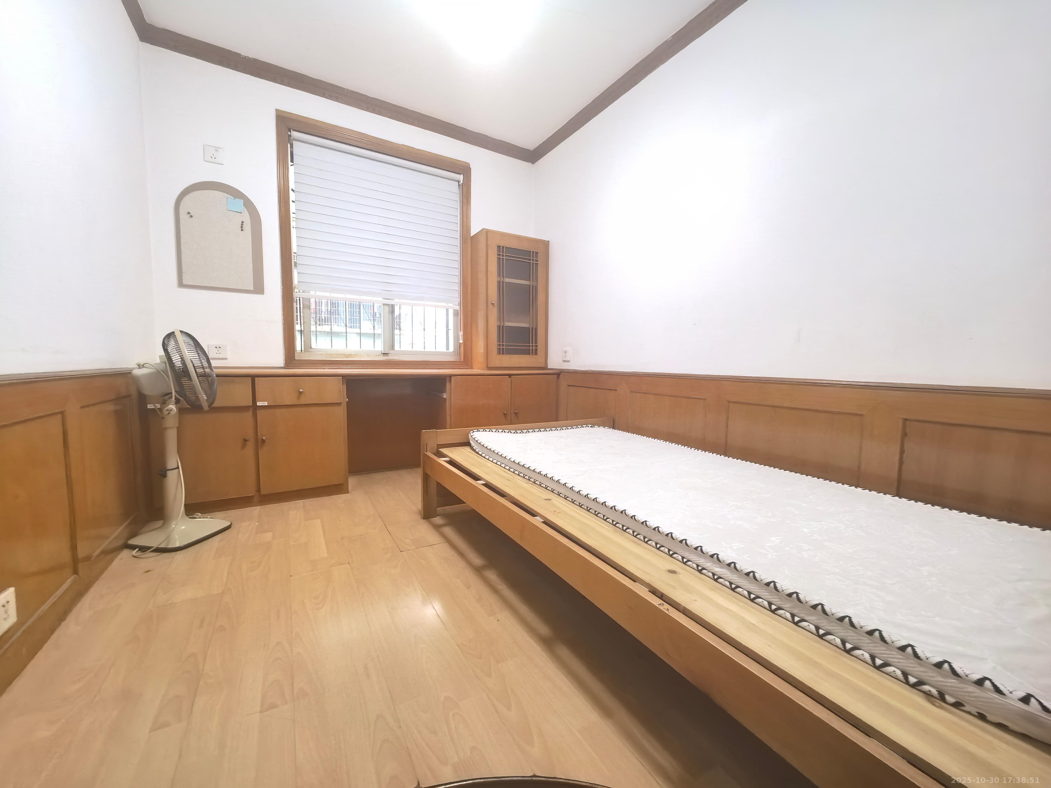 东塘电力院 3室2厅2卫 2600.0元/月 东塘电力院 3室2厅2卫 2600.0元/月室内图