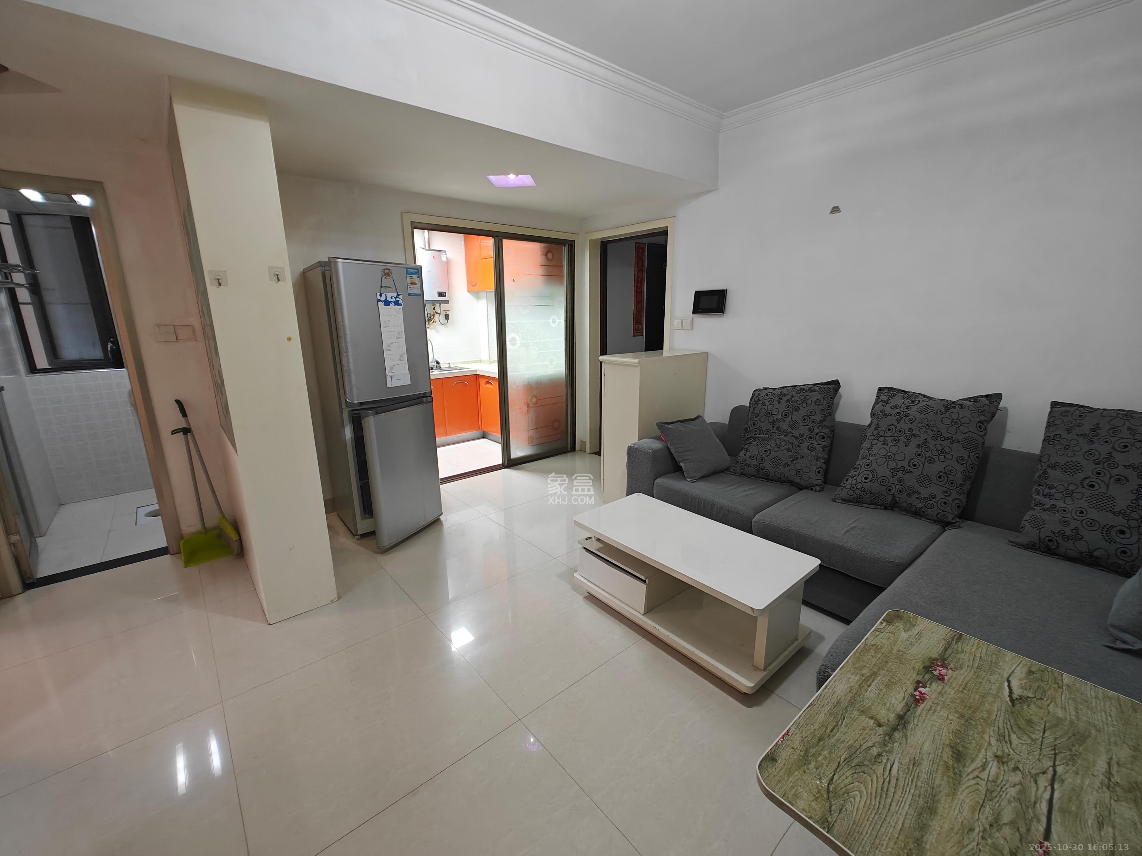 铂宫  2室1厅1卫    2600.0元/月 铂宫  2室1厅1卫    2600.0元/月室内图