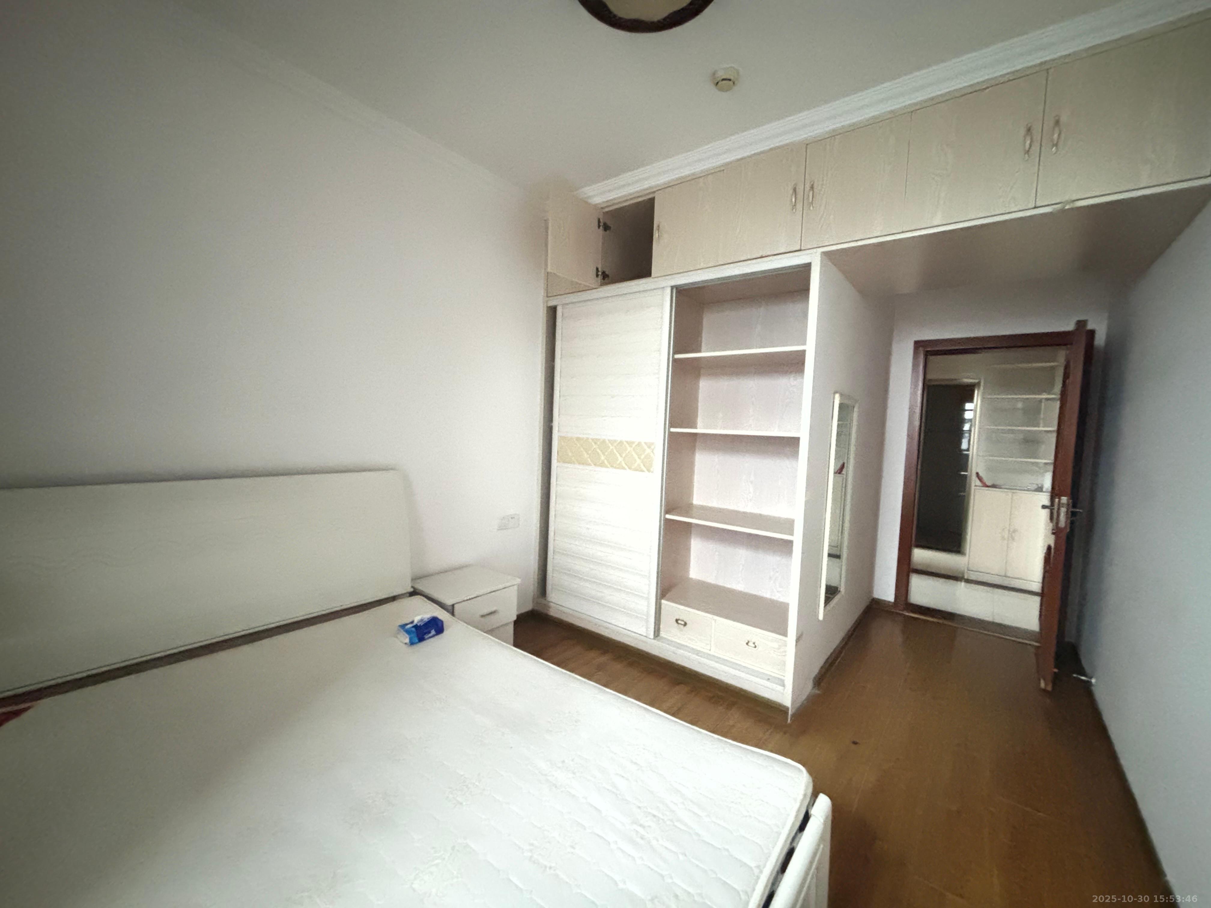 高升时代广场（冠铭商务中心）  3室2厅1卫    2100.0元/月室内图