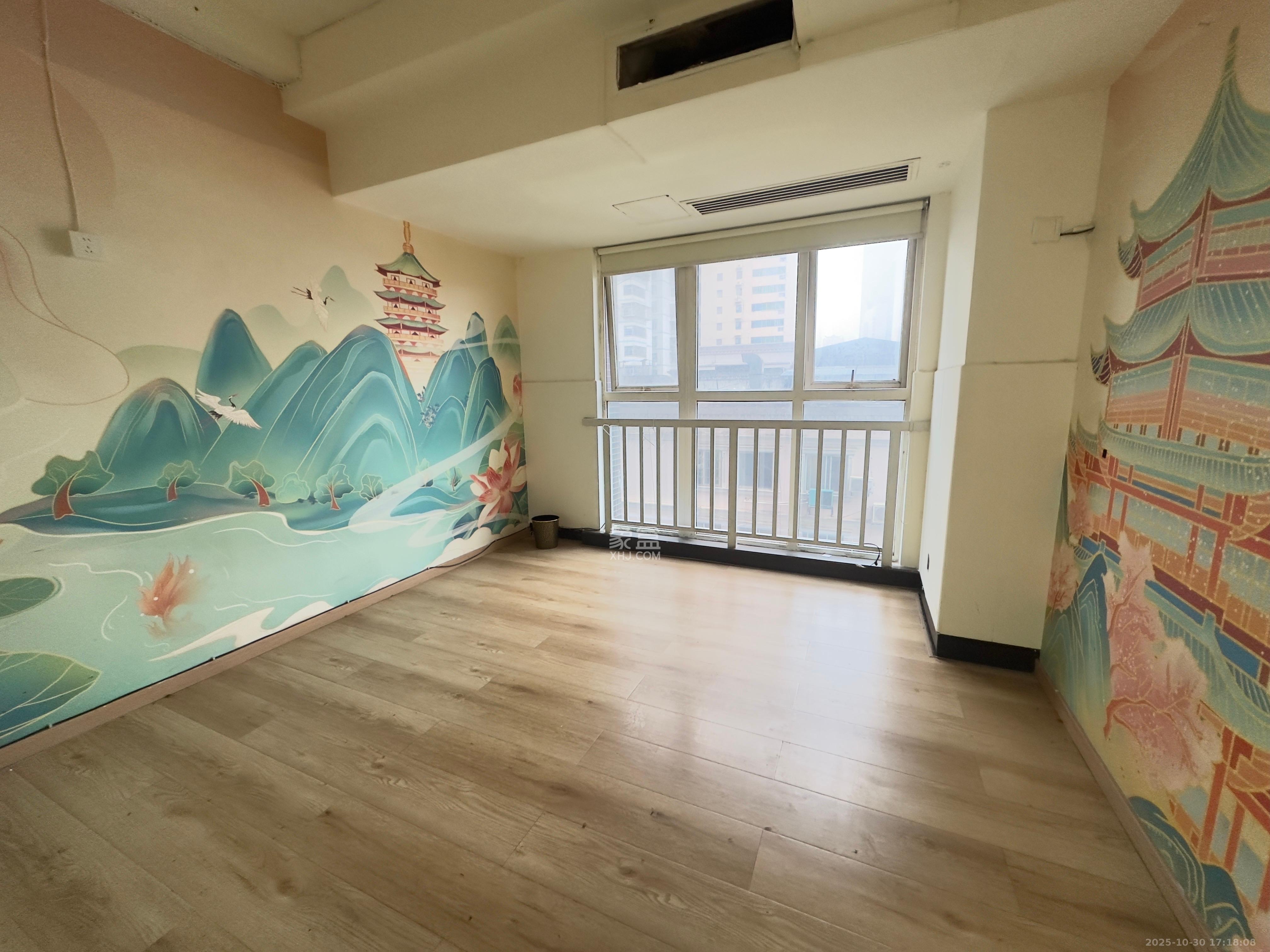 汇富中心   230.0㎡      6000.0元/月室内图