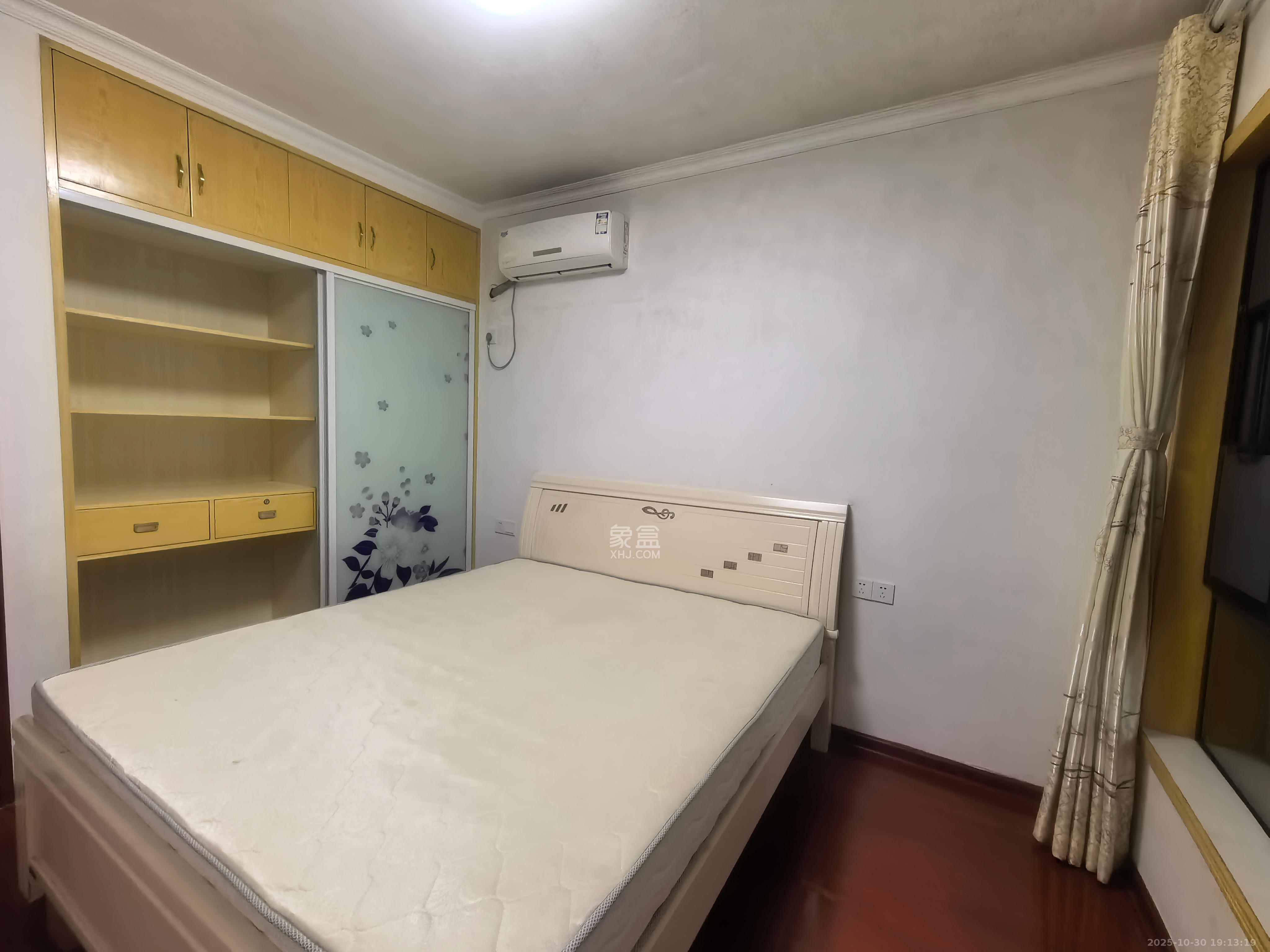 深业睿城  3室2厅1卫    1900.0元/月 深业睿城  3室2厅1卫    1900.0元/月室内图