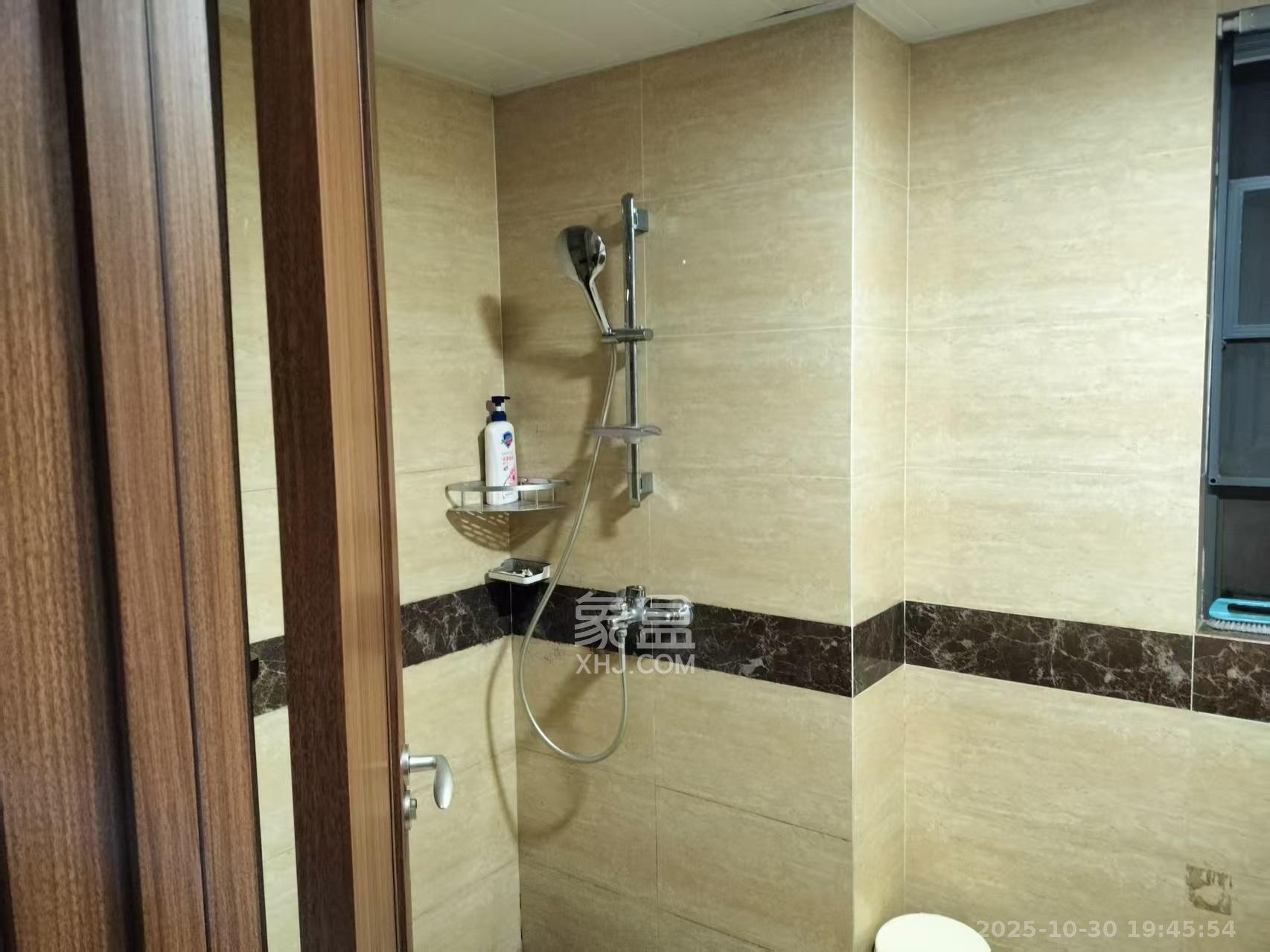 万科白鹭郡 3室2厅2卫 2600.0元/月 万科白鹭郡 3室2厅2卫 2600.0元/月室内图