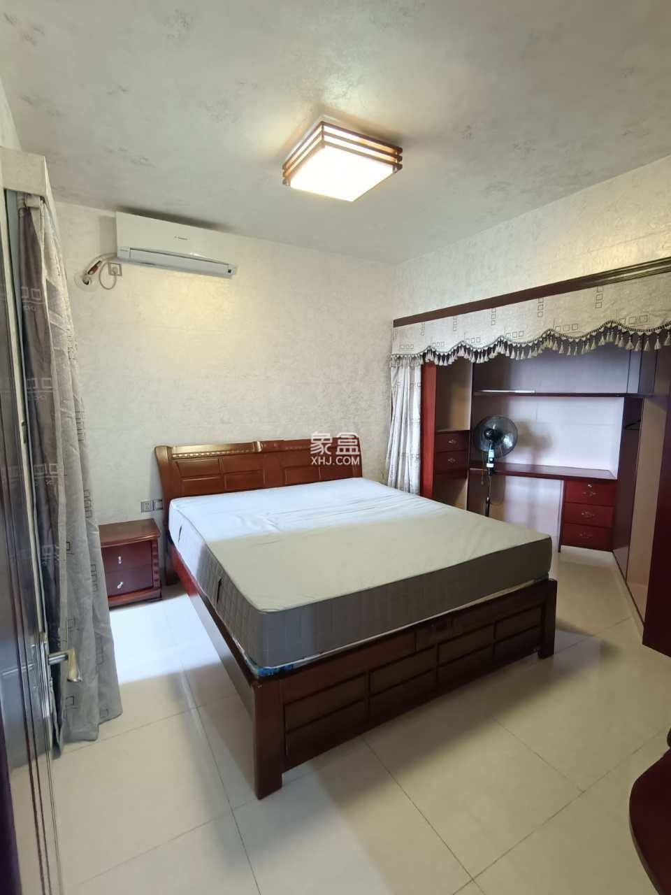 宝华海景 1室1厅1卫 125.0万 宝华海景 1室1厅1卫 125.0万室内图