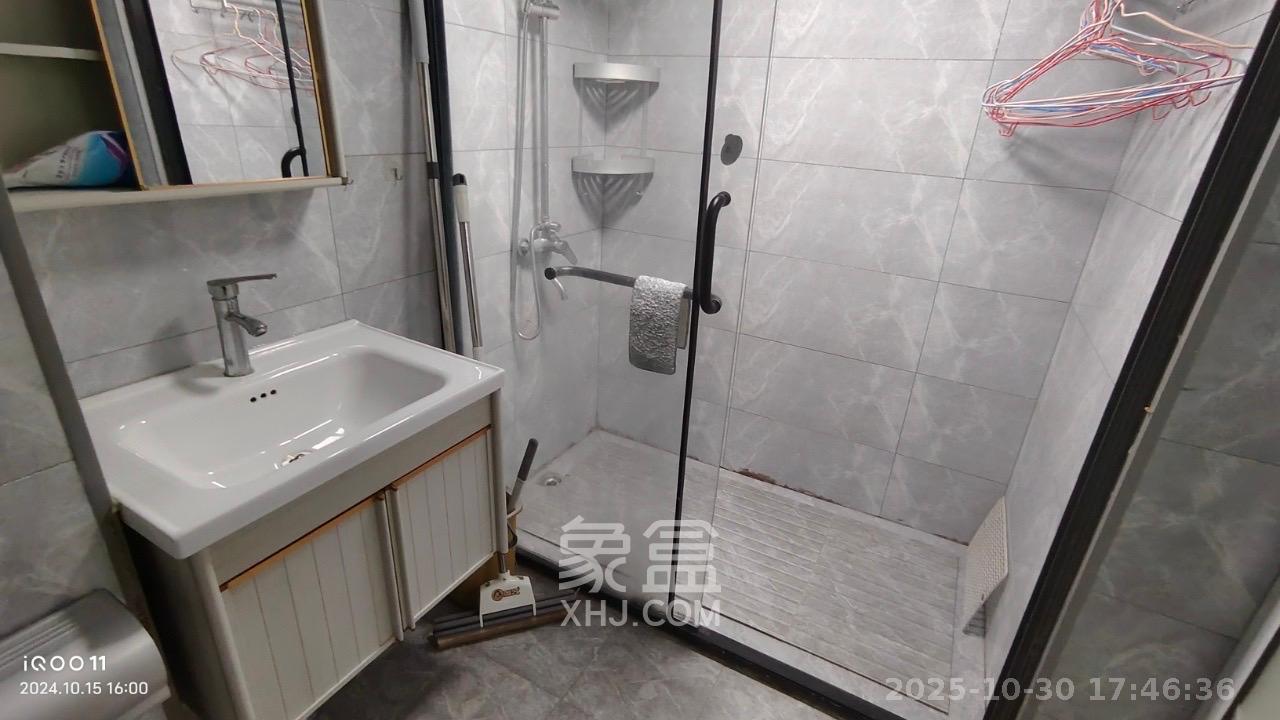 振业城三期  1室0厅0卫    2500.0元/月 振业城三期  1室0厅0卫    2500.0元/月室内图