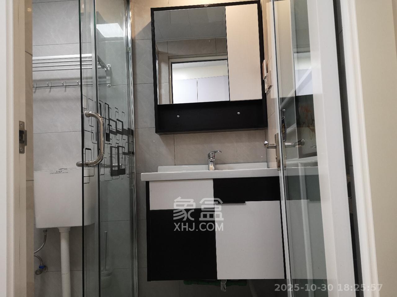 龙湖湘江星座(祺鑫星座公寓) 1室1厅1卫 1650.0元/月 龙湖湘江星座(祺鑫星座公寓) 1室1厅1卫 1650.0元/月室内图