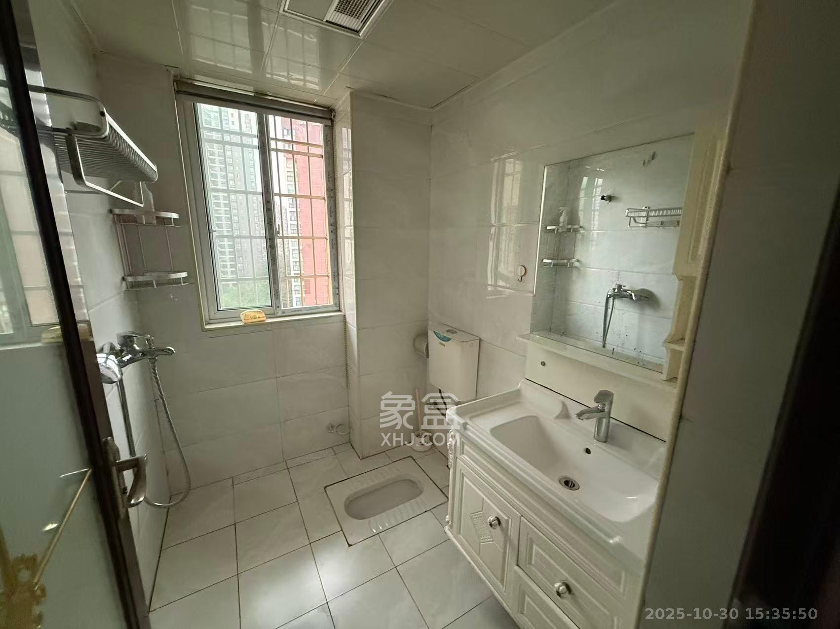 星城新宇莲景苑 2室1厅1卫 2200.0元/月 星城新宇莲景苑 2室1厅1卫 2200.0元/月室内图