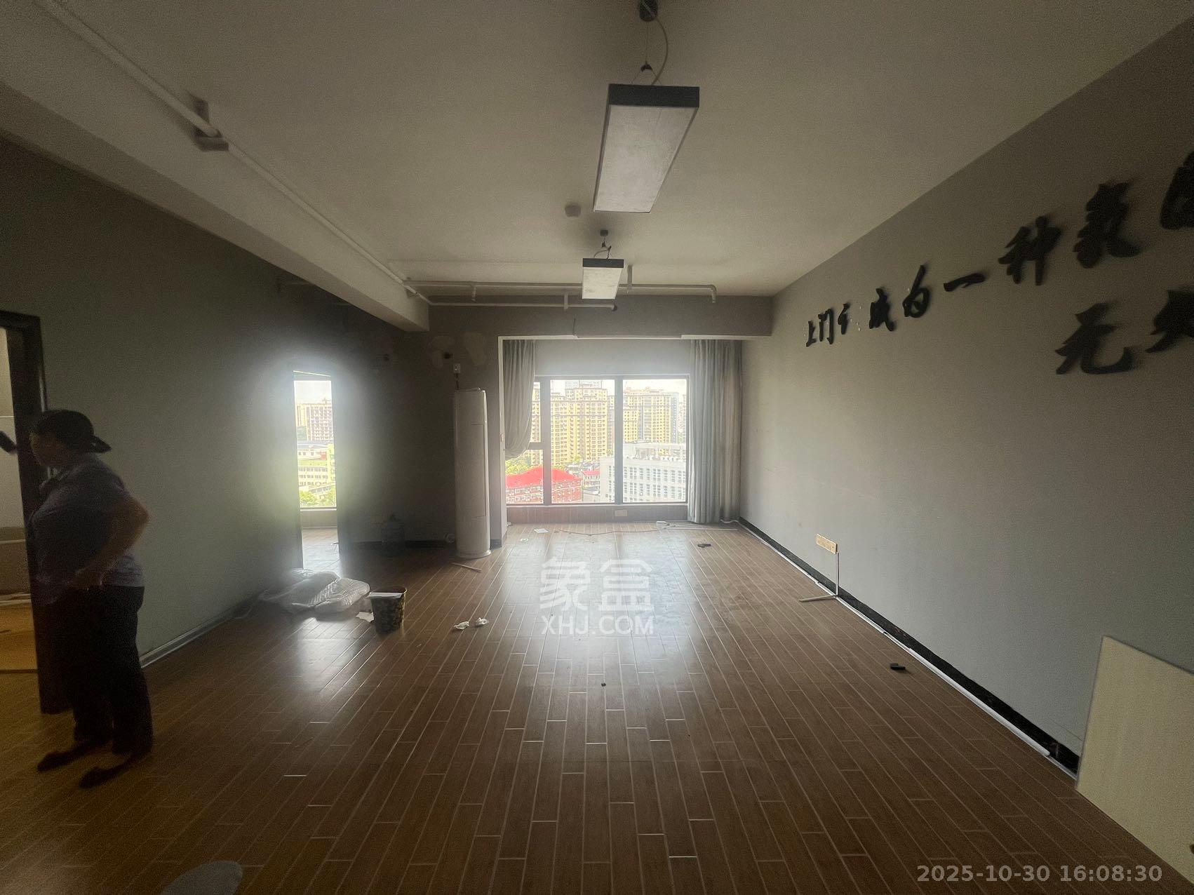 高升时代广场（冠铭商务中心）  1室1厅1卫    3000.0元/月室内图