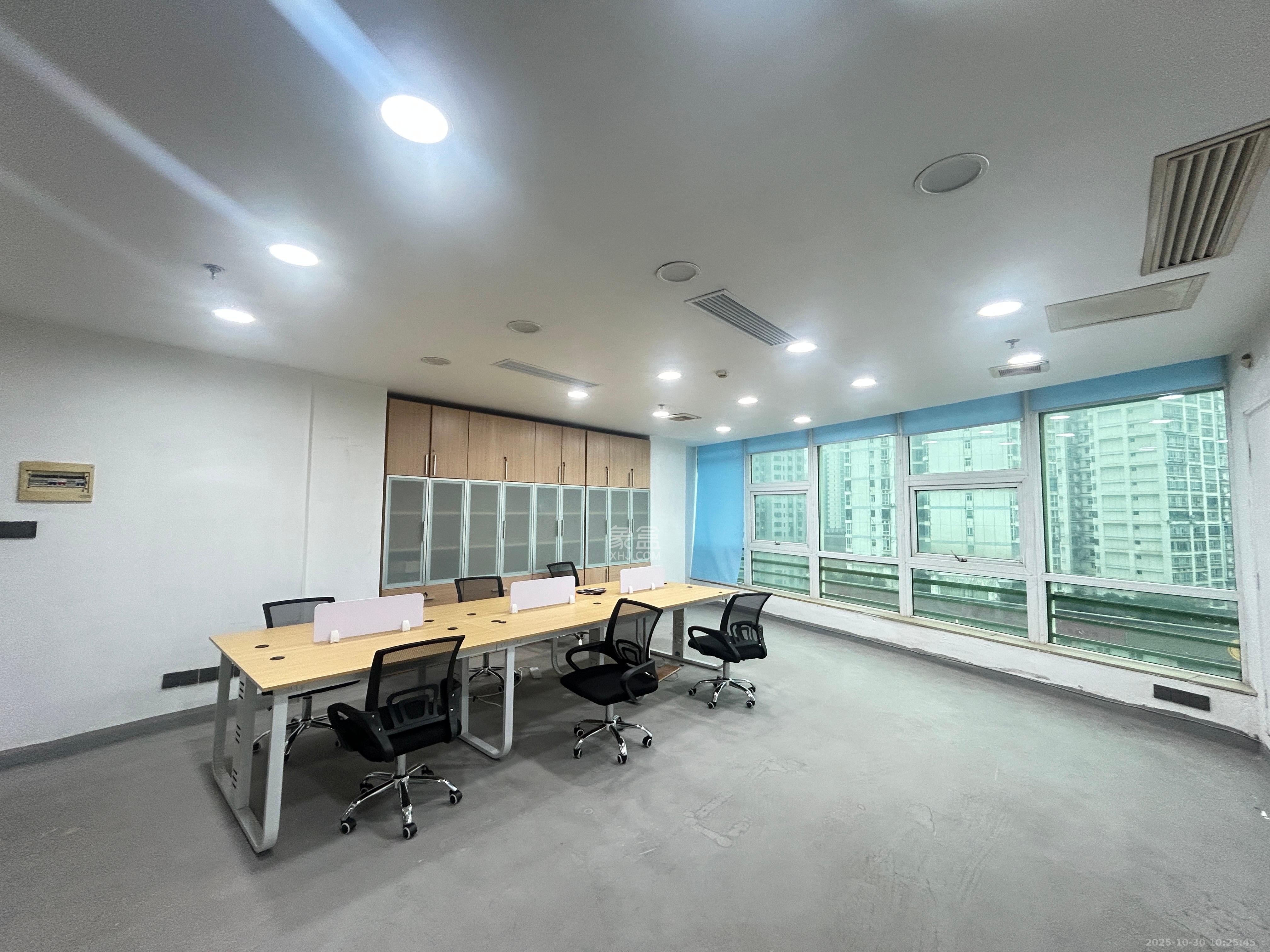 佳天国际新城  2室1厅1卫    1950.0元/月 佳天国际新城  2室1厅1卫    1950.0元/月室内图