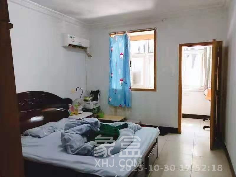 解放四村教工宿舍(裕南街190号)  2室1厅1卫    1400.0元/月 解放四村教工宿舍(裕南街190号)  2室1厅1卫    1400.0元/月