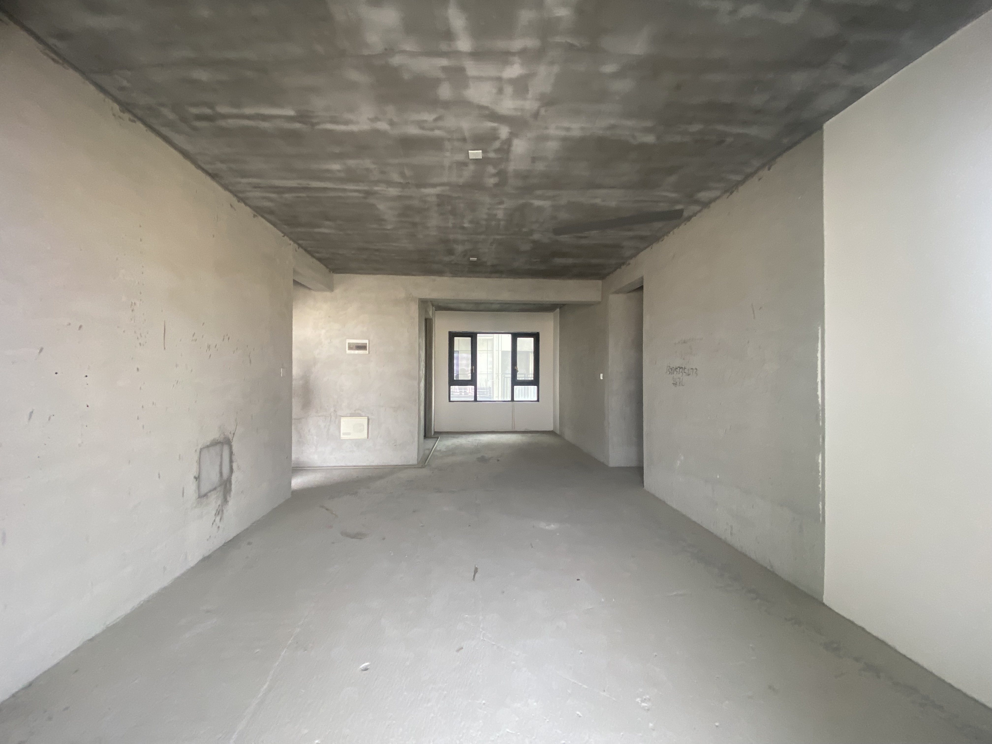 汇方雁归来  4室2厅2卫    79.8万客厅