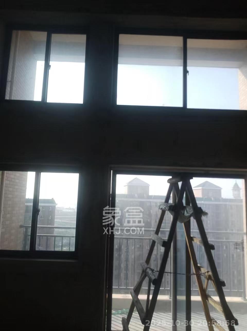 学府星城  1室0厅0卫    850.0元/月