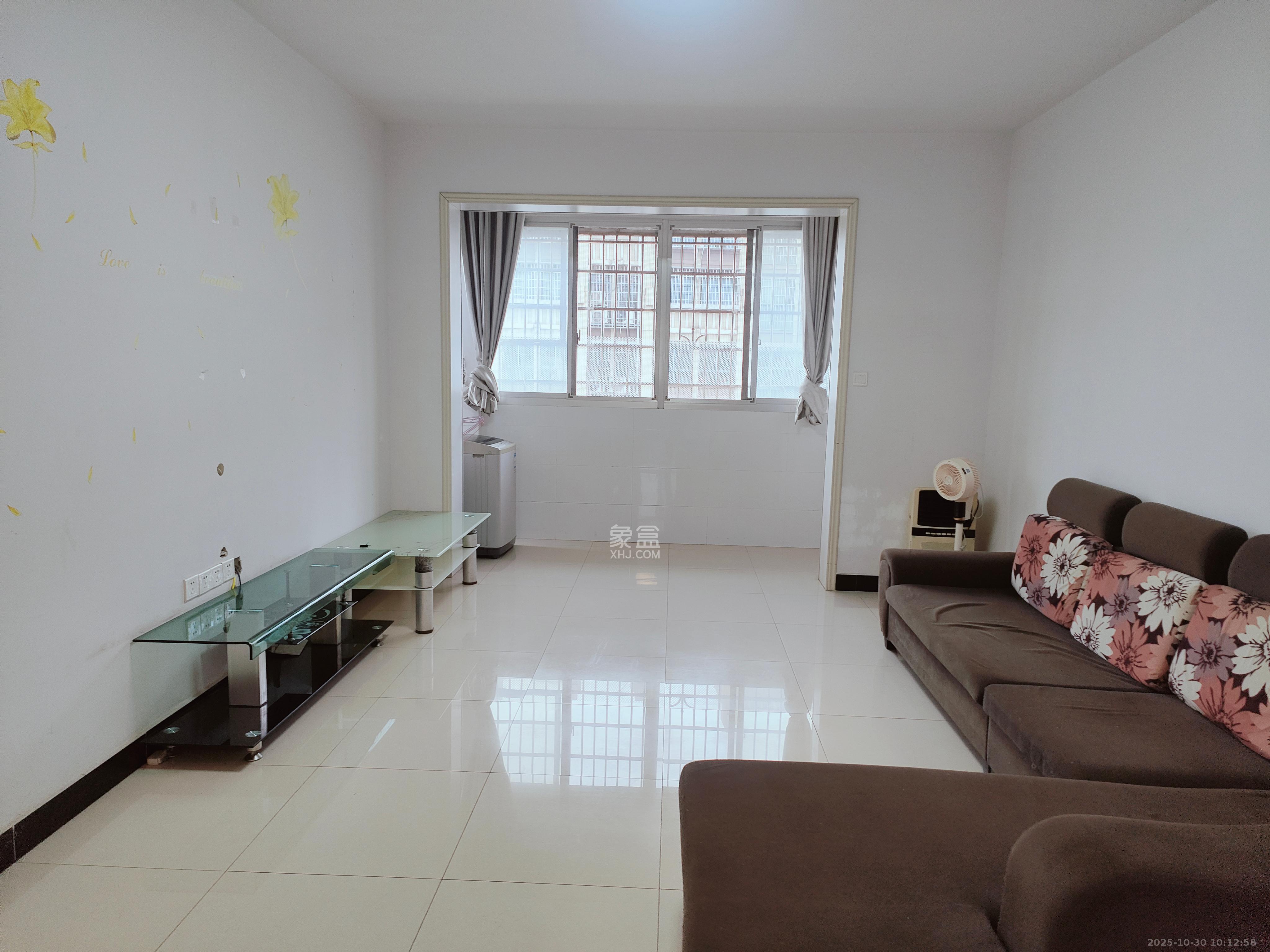 先锋新宇 2室2厅1卫 1600.0元/月 先锋新宇 2室2厅1卫 1600.0元/月室内图