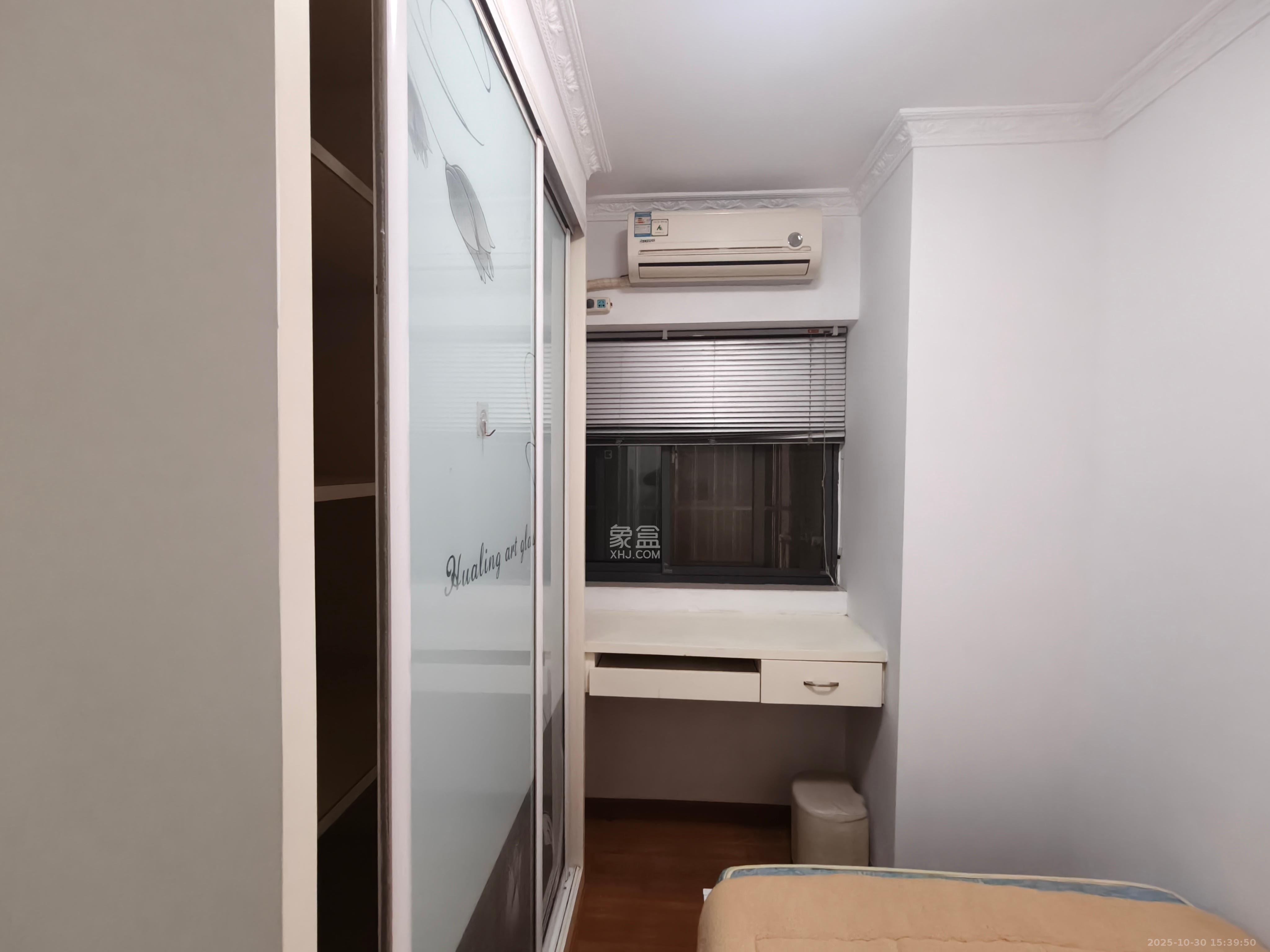 新长海广场  2室2厅1卫    2000.0元/月 新长海广场  2室2厅1卫    2000.0元/月室内图