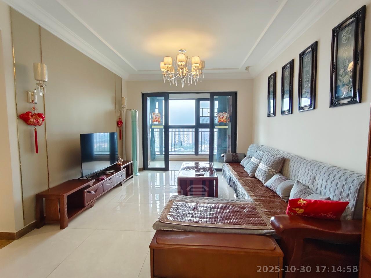 恒大林溪郡  3室2厅2卫    1950.0元/月室内图1