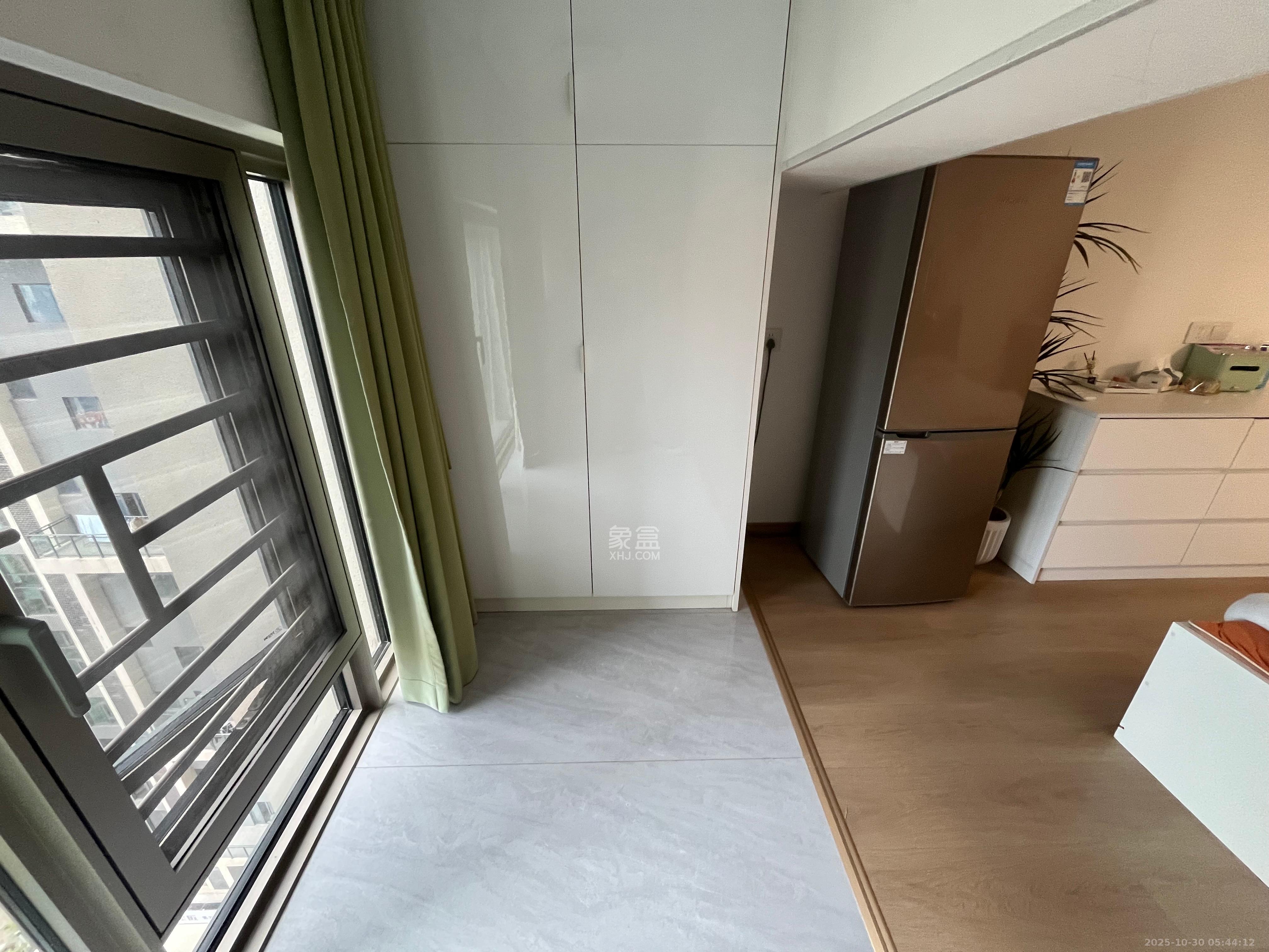 时代MOMA云PARK  1室1厅1卫    1700.0元/月室内图