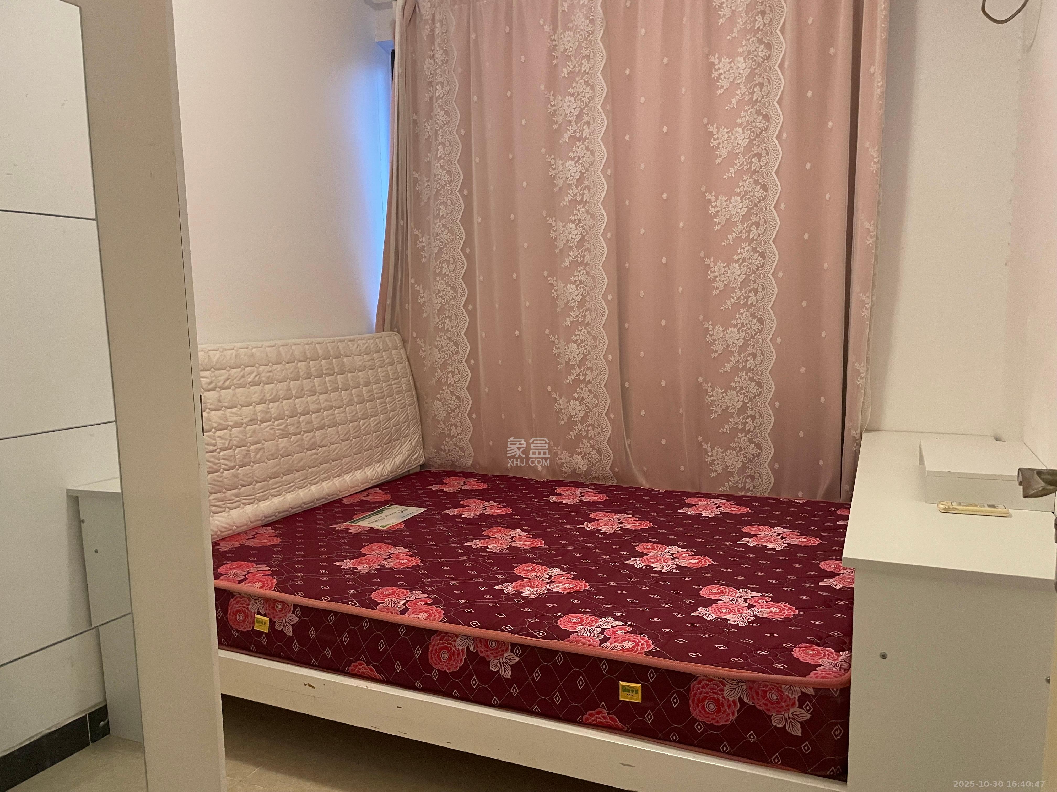 阳光锦城  1室1厅1卫    1600.0元/月室内图