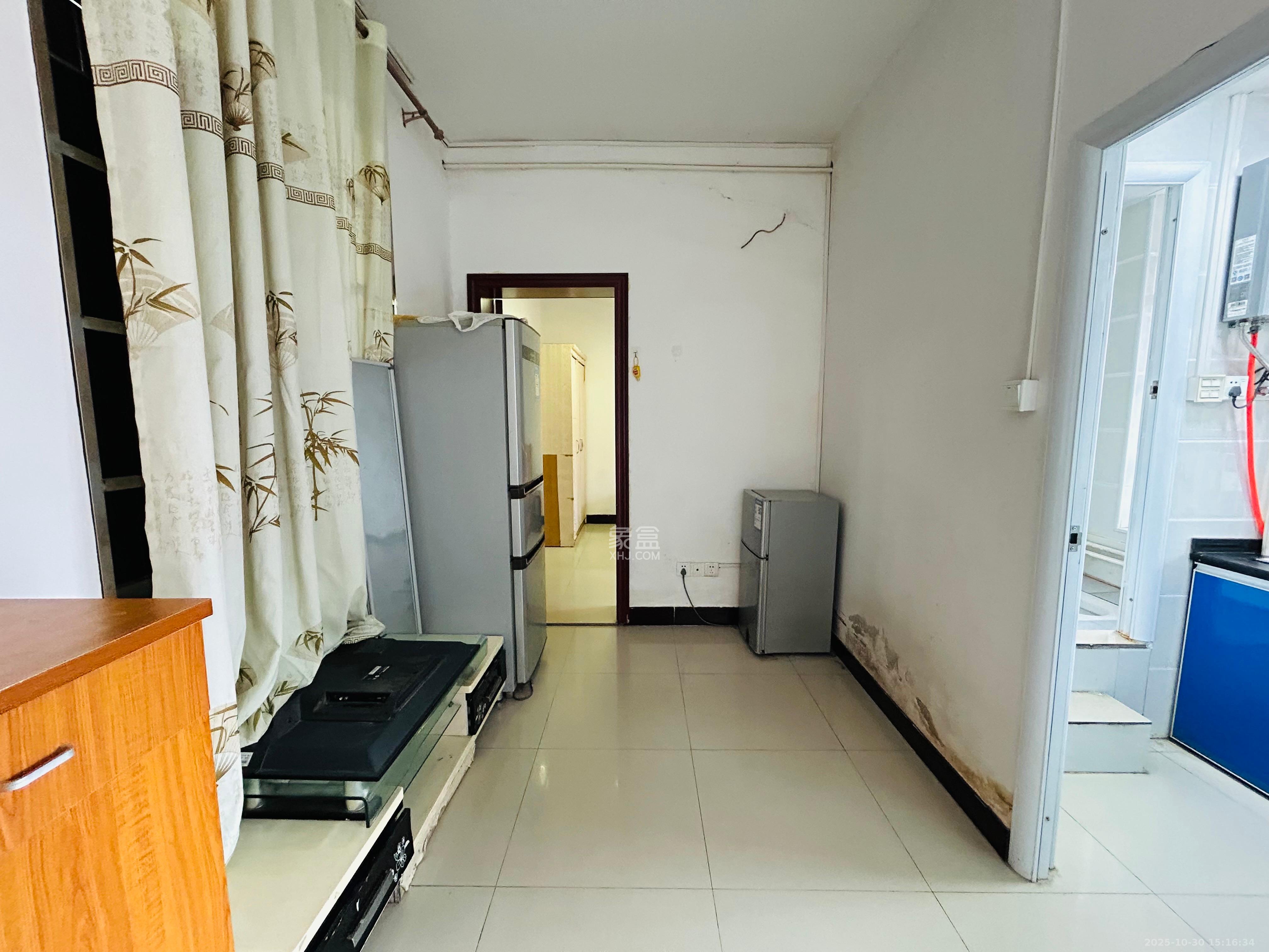 黄泥塘小区  1室0厅0卫    1100.0元/月室内图