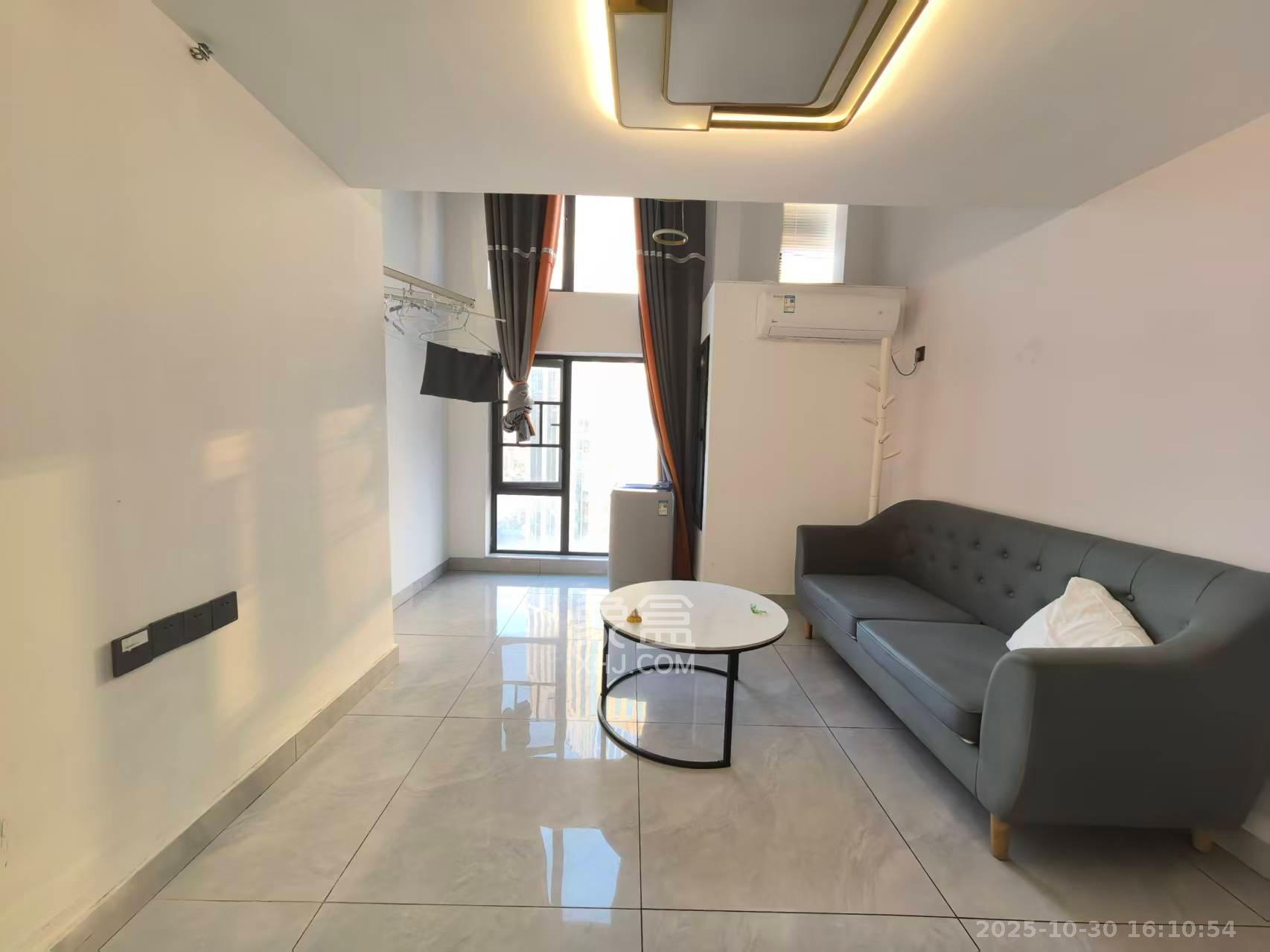 欣隆居  2室1厅1卫    2100.0元/月室内图