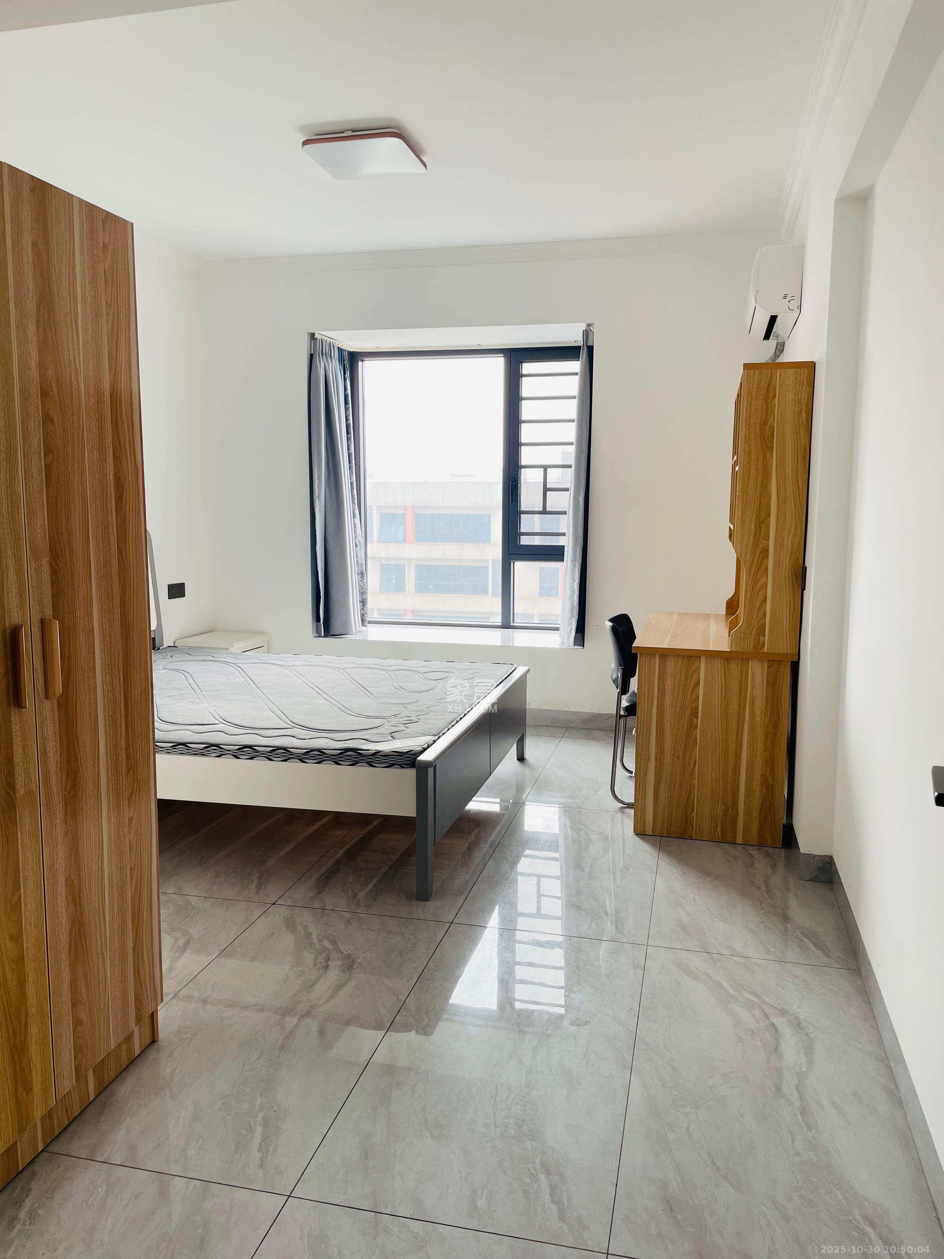 凯富南方鑫城 3室2厅1卫 2000.0元/月 凯富南方鑫城 3室2厅1卫 2000.0元/月室内图