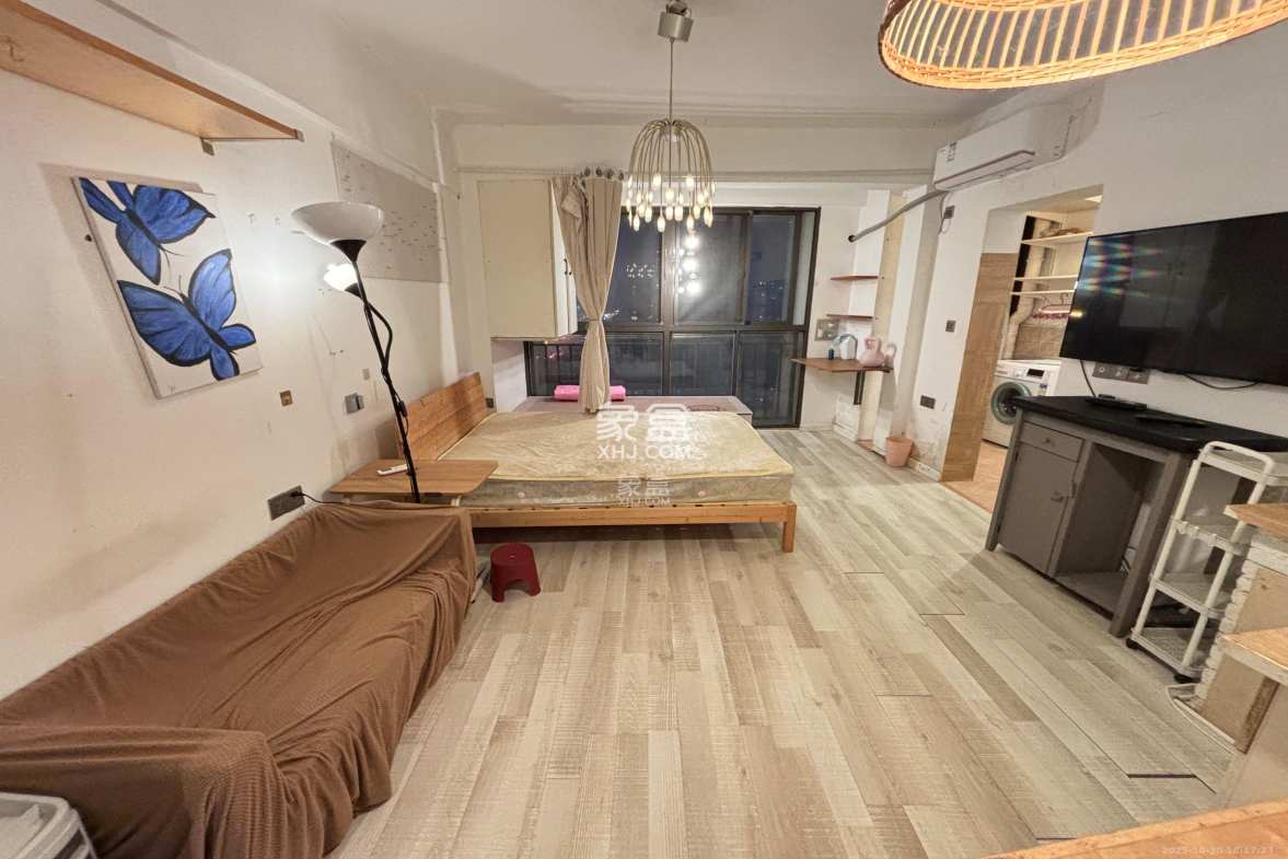 钱隆樽品(一、二、三期) 1室1厅1卫 1500.0元/月 钱隆樽品(一、二、三期) 1室1厅1卫 1500.0元/月室内图