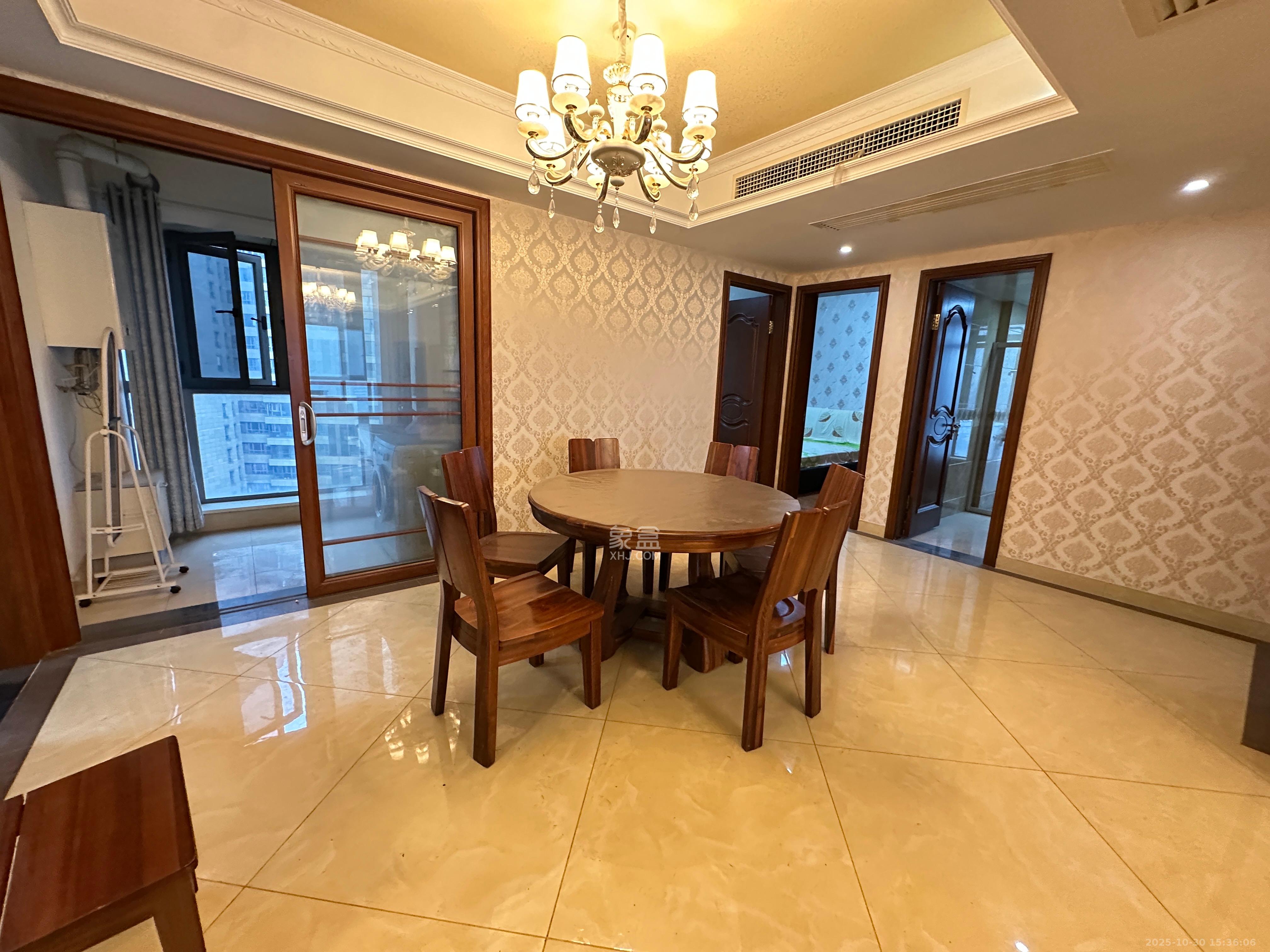 保利国际广场  3室2厅2卫    6500.0元/月室内图