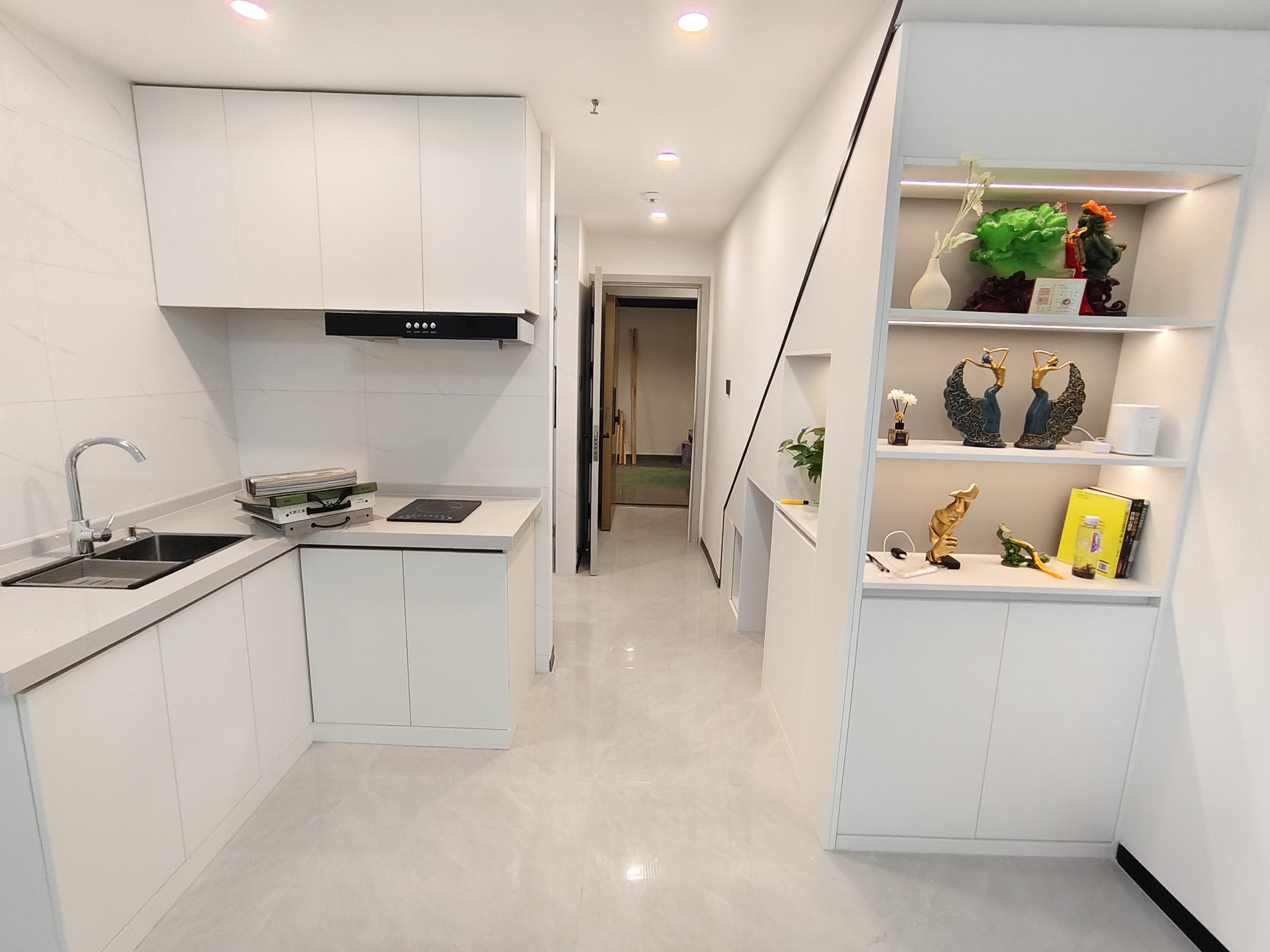 龙湖光年  1室0厅1卫    1800.0元/月室内图