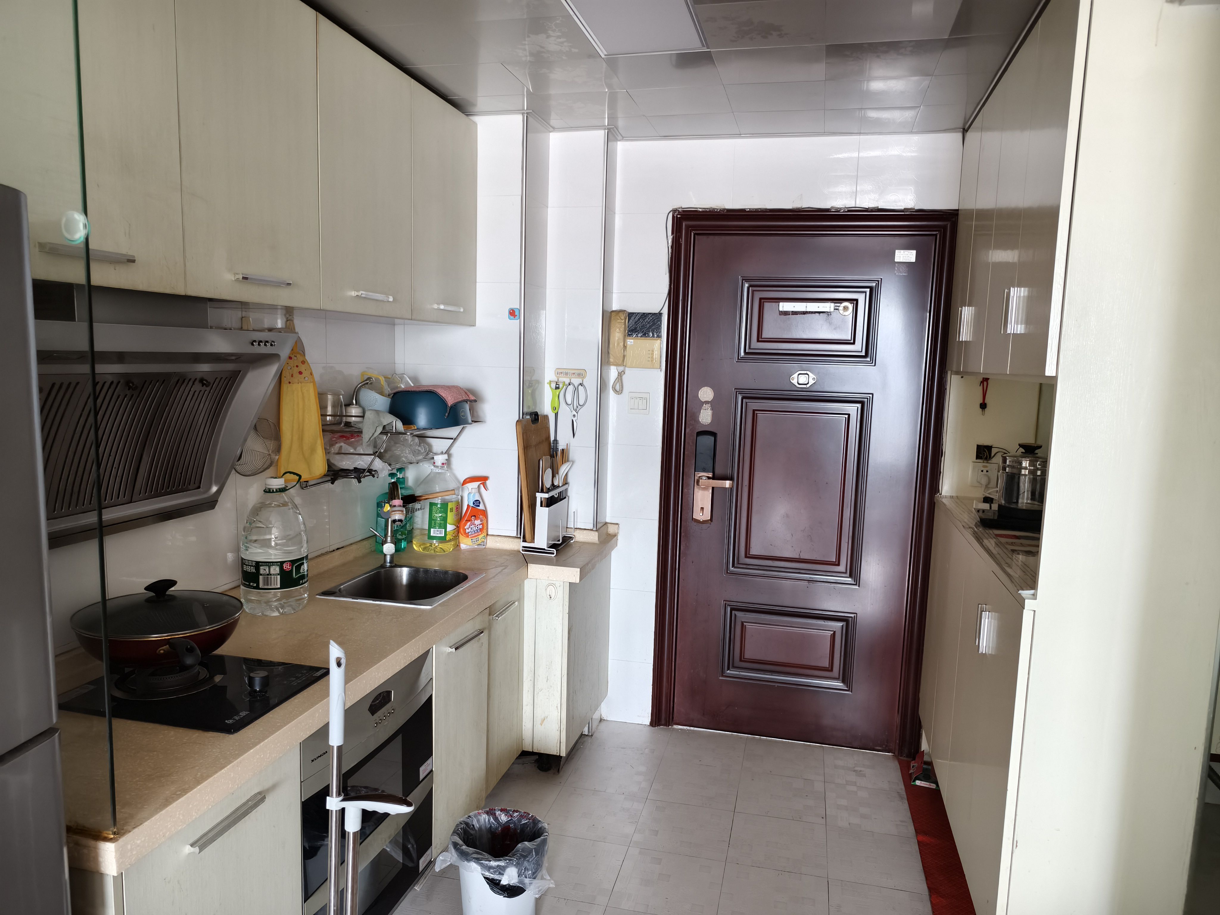 富厚名邸  1室1厅1卫    700.0元/月 富厚名邸  1室1厅1卫    700.0元/月室内图1