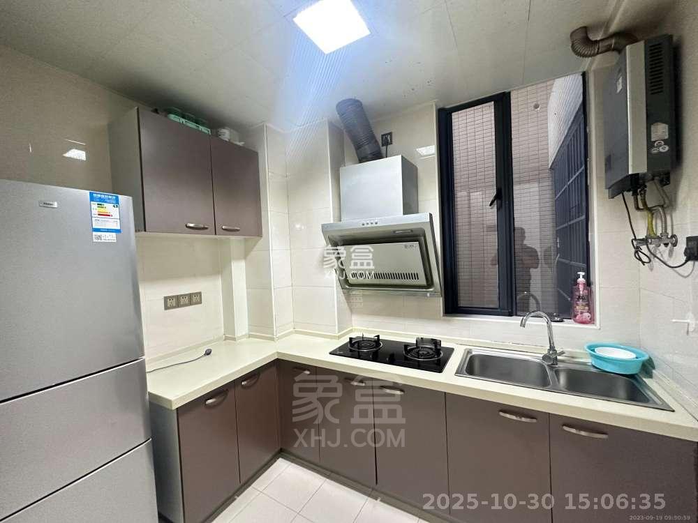 泰山公馆  2室1厅1卫    1800.0元/月 泰山公馆  2室1厅1卫    1800.0元/月室内图