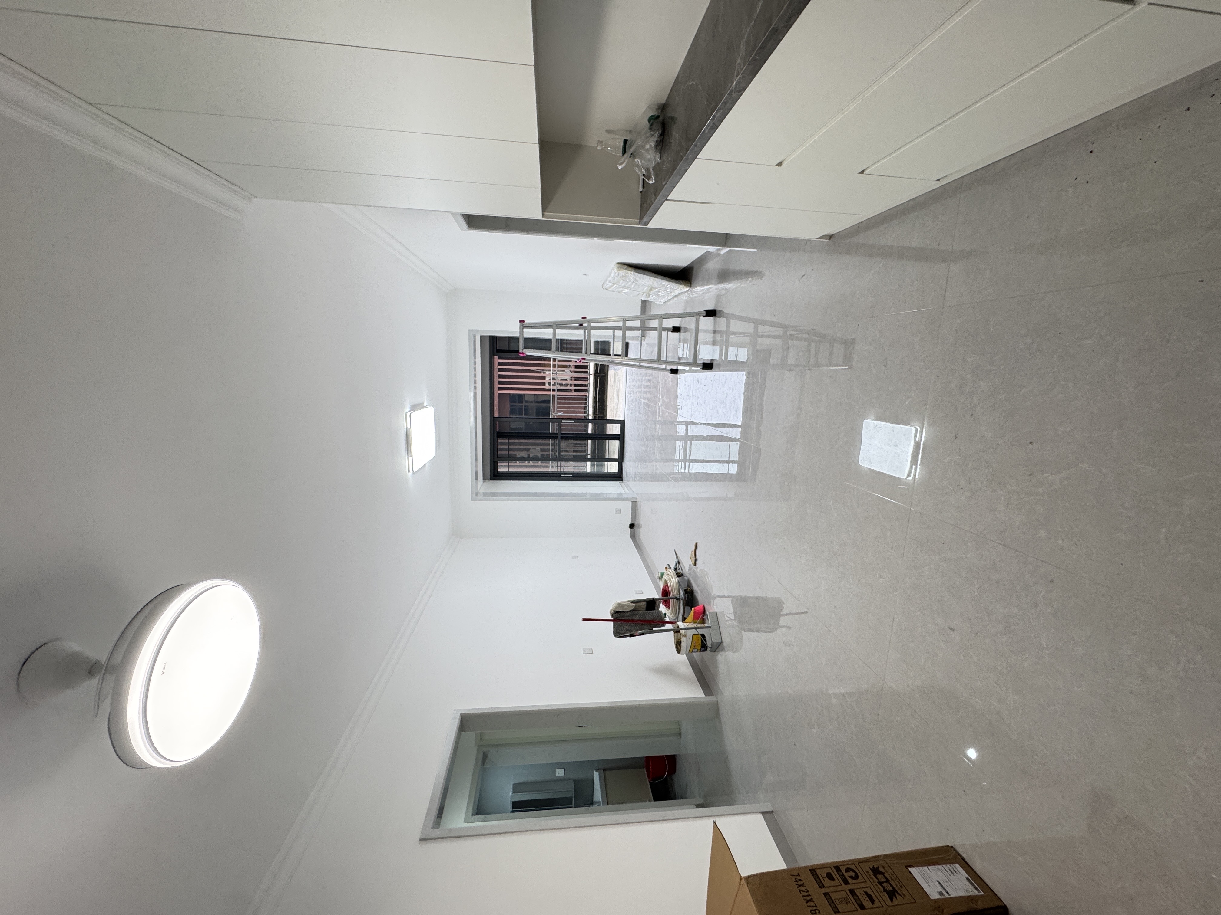 融冠亲城  4室2厅2卫    2800.0元/月室内图