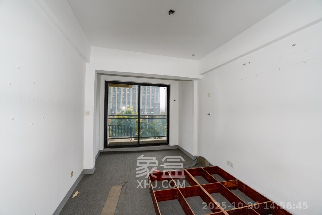 康斯丹郡(融程领秀佳园) 1室2厅2卫 1700.0元/月 康斯丹郡(融程领秀佳园) 1室2厅2卫 1700.0元/月室内图