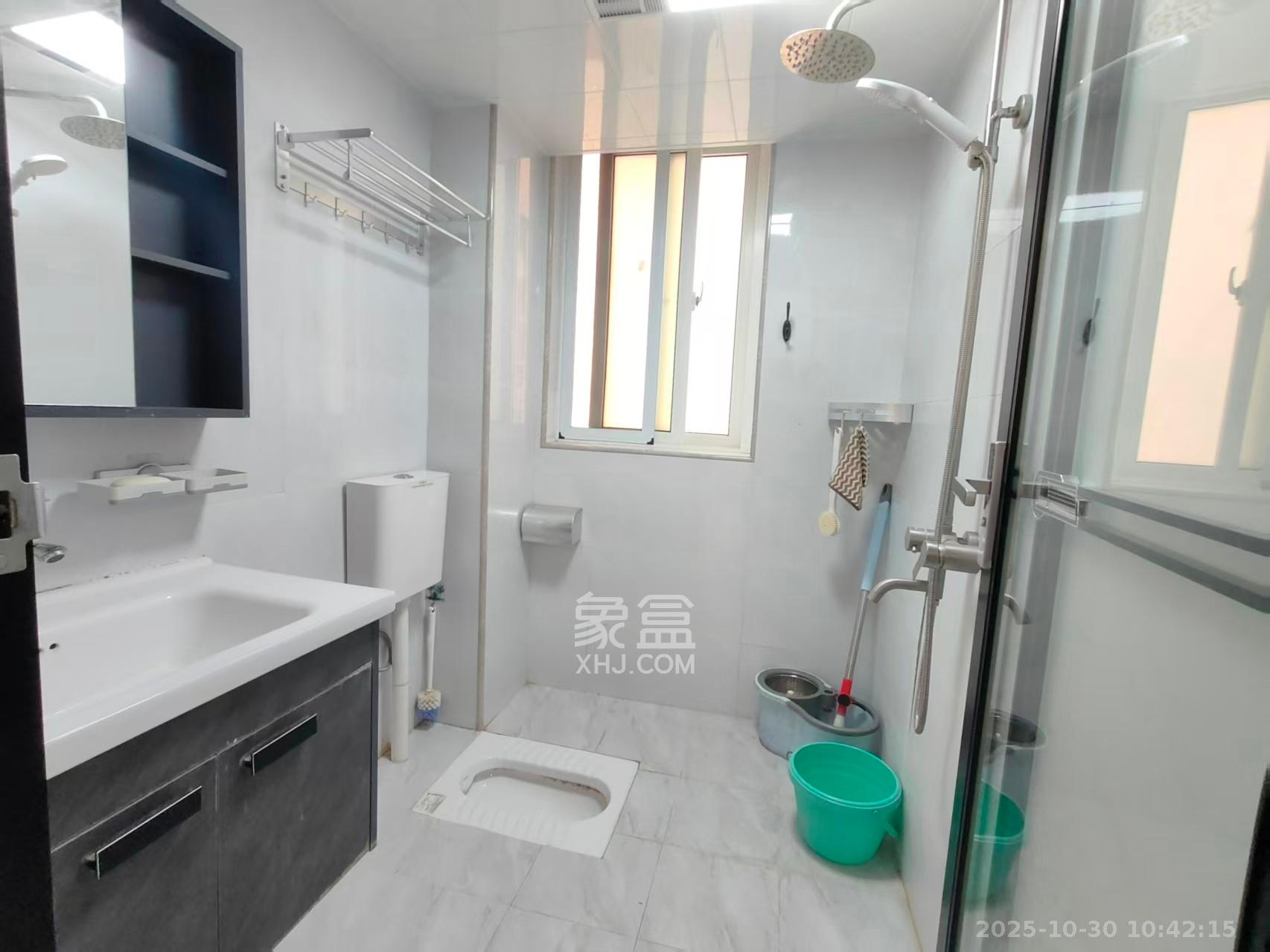 谷山乐园三期  2室2厅1卫    2000.0元/月室内图