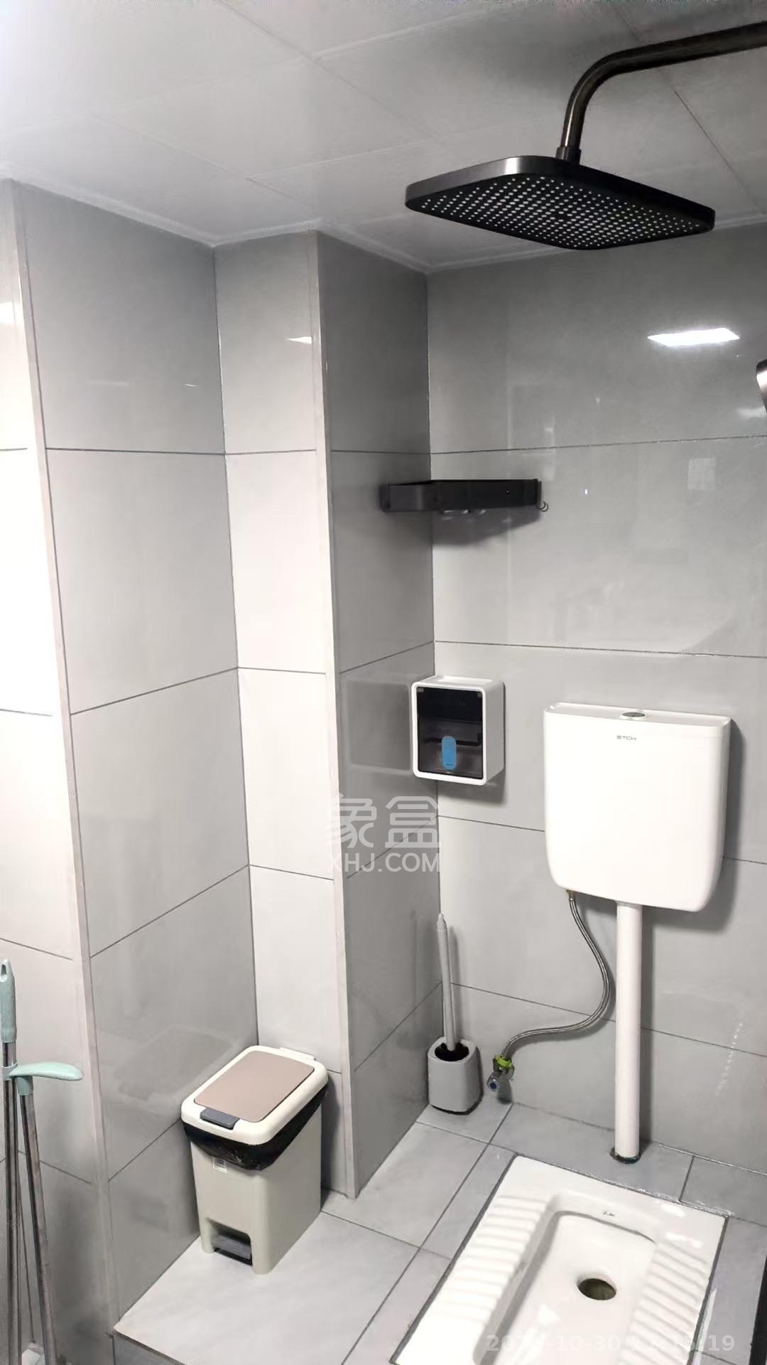 海伦春天  2室2厅1卫    1700.0元/月室内图