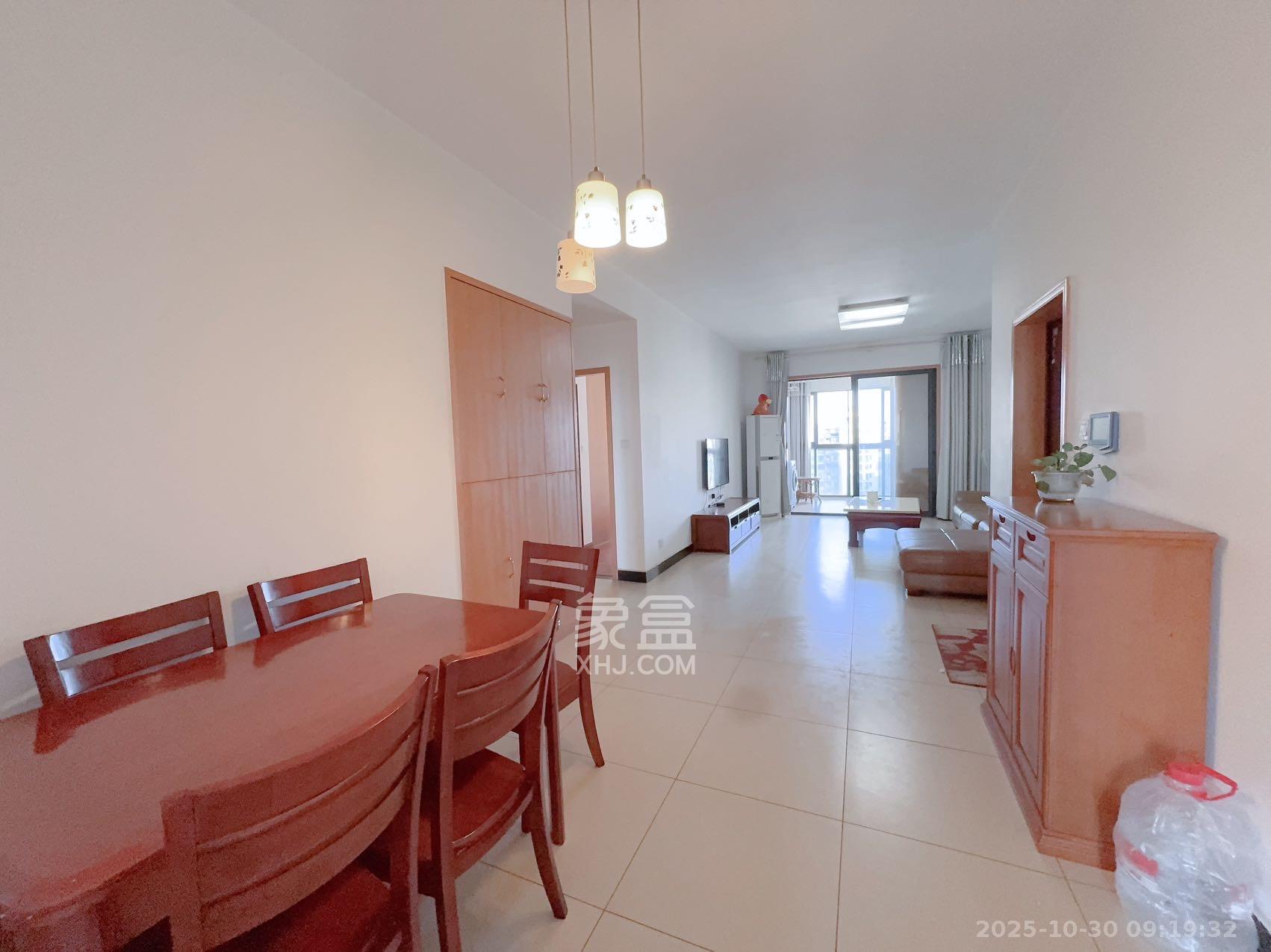 博林金谷  1室2厅1卫    3000.0元/月室内图