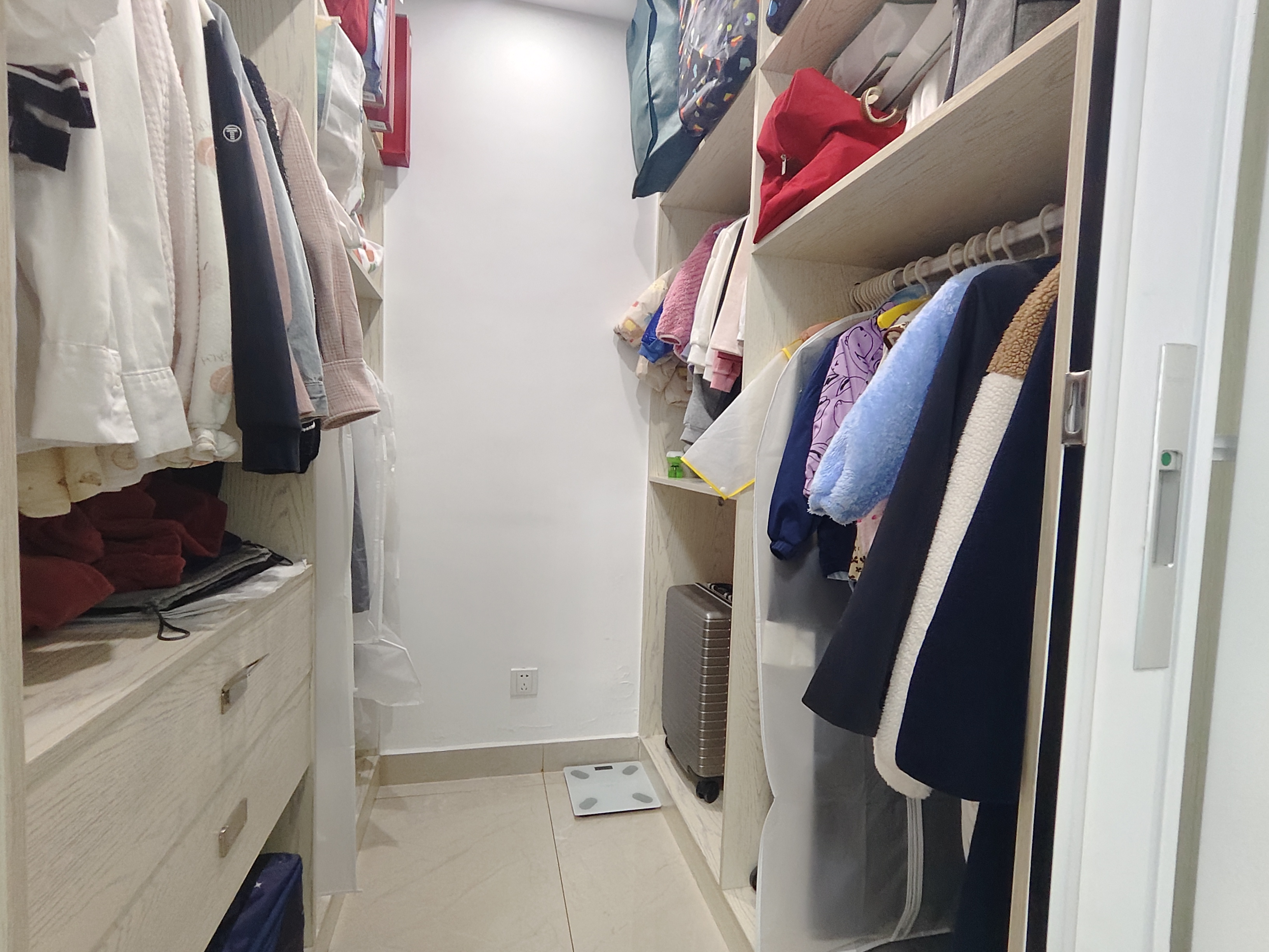 鑫天国际（鑫天偶遇）  2室1厅1卫    62.8万室内图