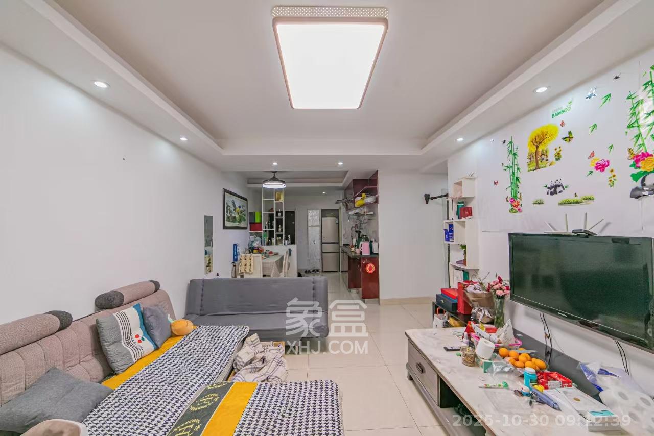 华润凤凰城一期  2室2厅1卫    1800.0元/月室内图