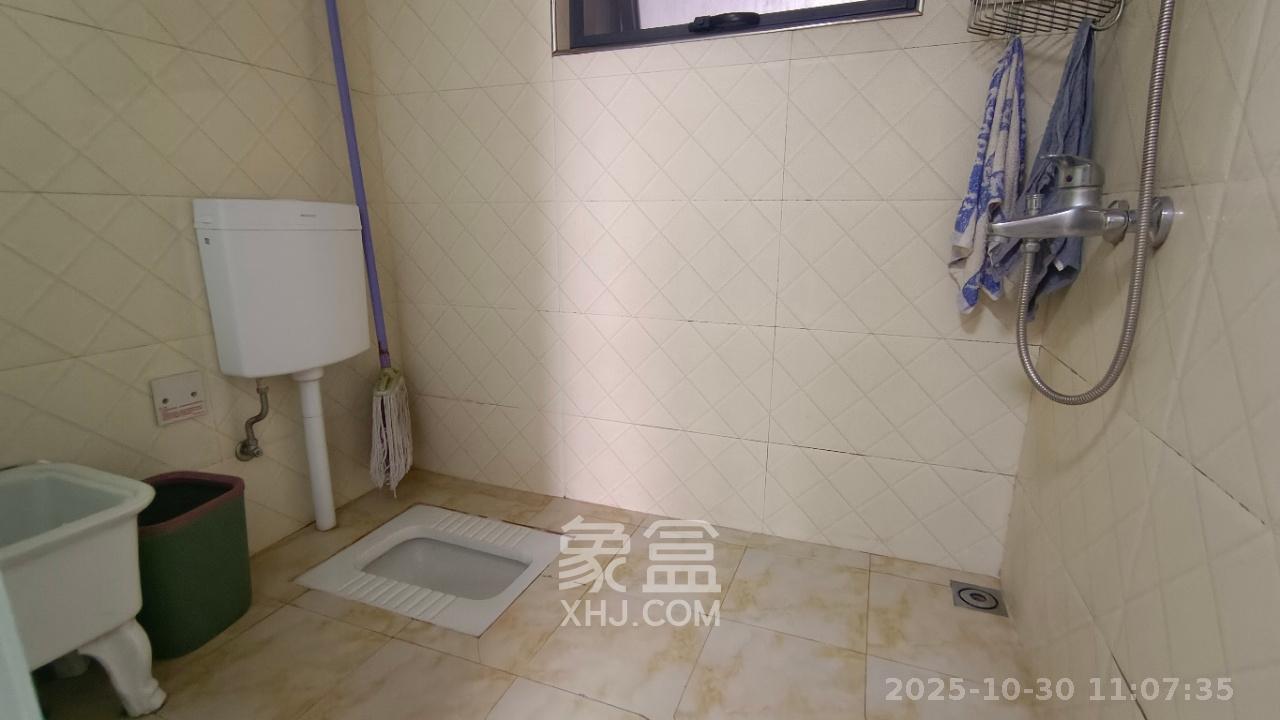 湘江世纪城鸿江苑  2室1厅1卫    2300.0元/月室内图