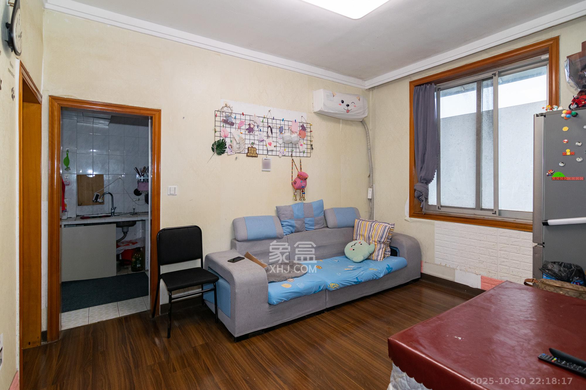 中南村(一二三村)  2室2厅1卫    17.8万 中南村(一二三村)  2室2厅1卫    17.8万