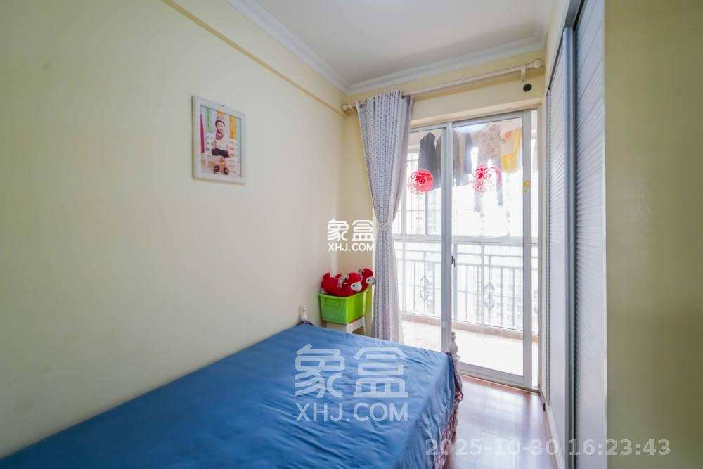 城市山水豪园(山水城市风景) 3室2厅2卫 3000.0元/月 城市山水豪园(山水城市风景) 3室2厅2卫 3000.0元/月室内图