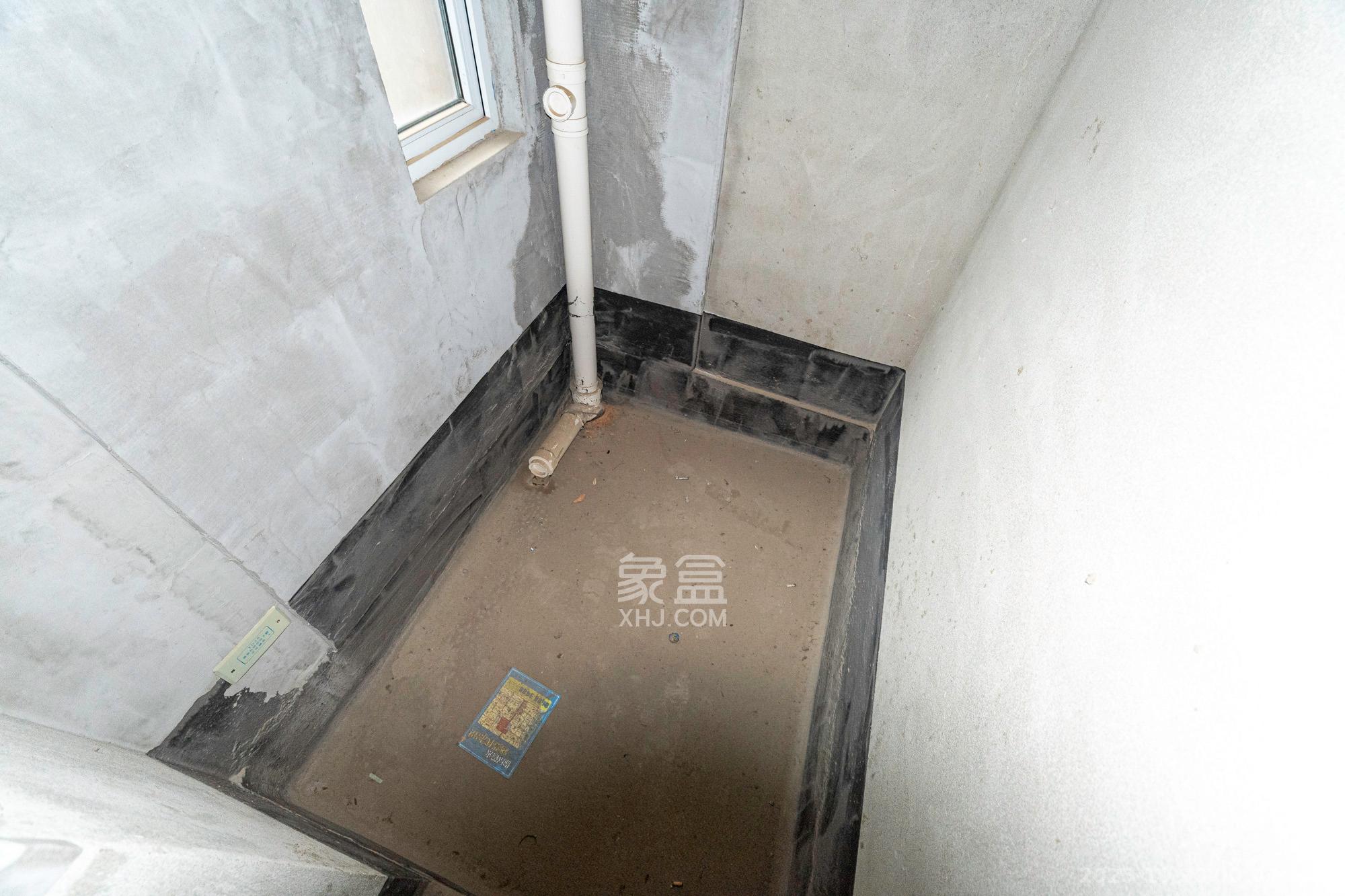 荣盛花语城  3室2厅1卫    48.0万卫生间