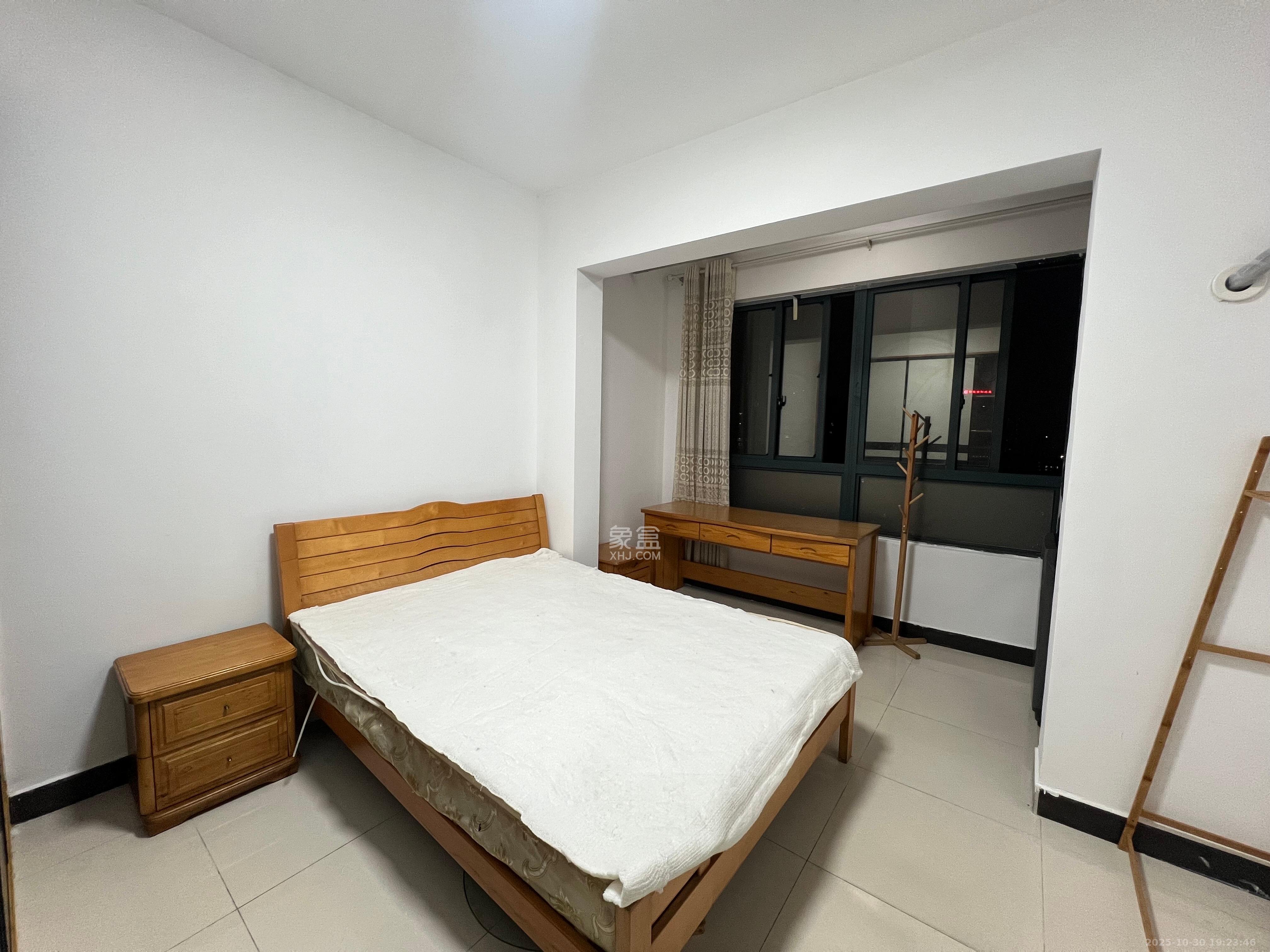 高升金典  1室1厅1卫    1800.0元/月室内图