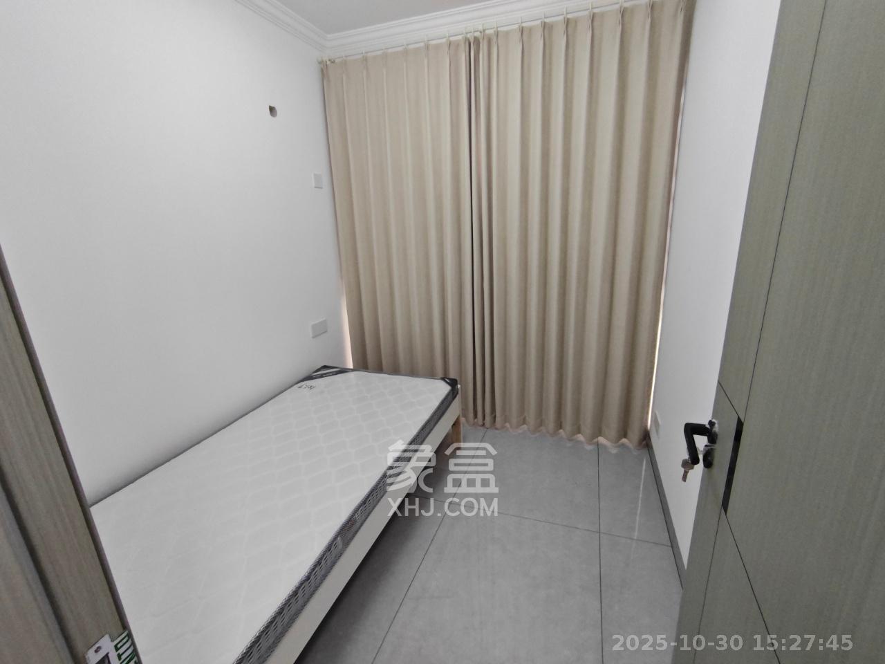 汉高学士府  3室2厅2卫    2600.0元/月室内图