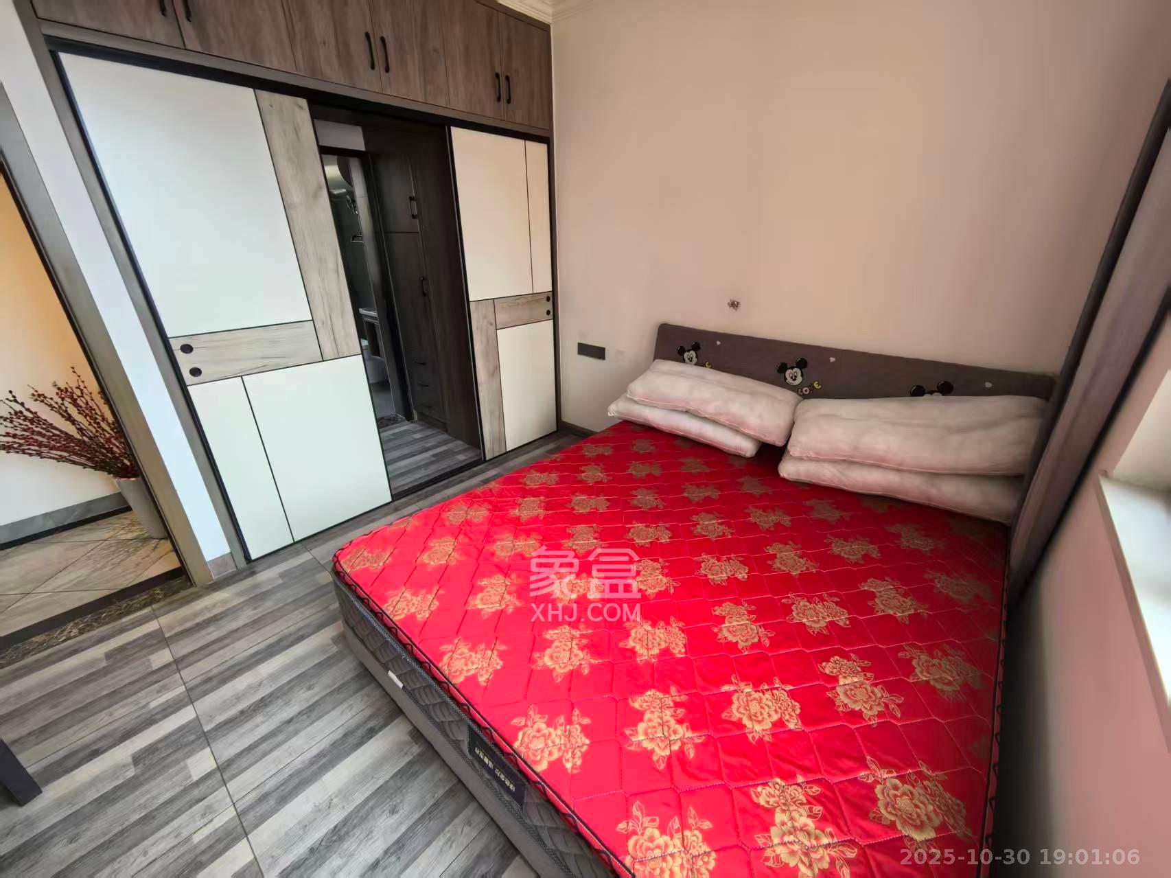 洋湖明园一期  1室0厅0卫    2200.0元/月 洋湖明园一期  1室0厅0卫    2200.0元/月室内图