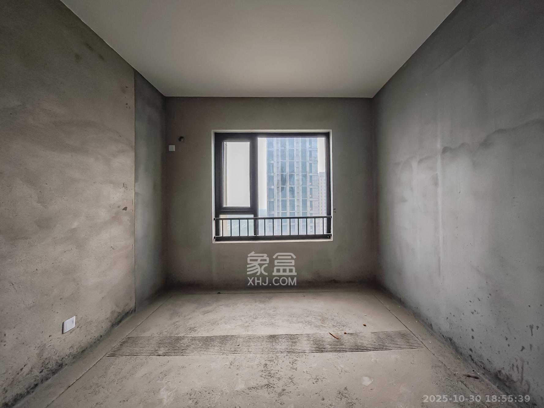 金辉优步湖畔  3室2厅2卫    60.0万 金辉优步湖畔  3室2厅2卫    60.0万卧室